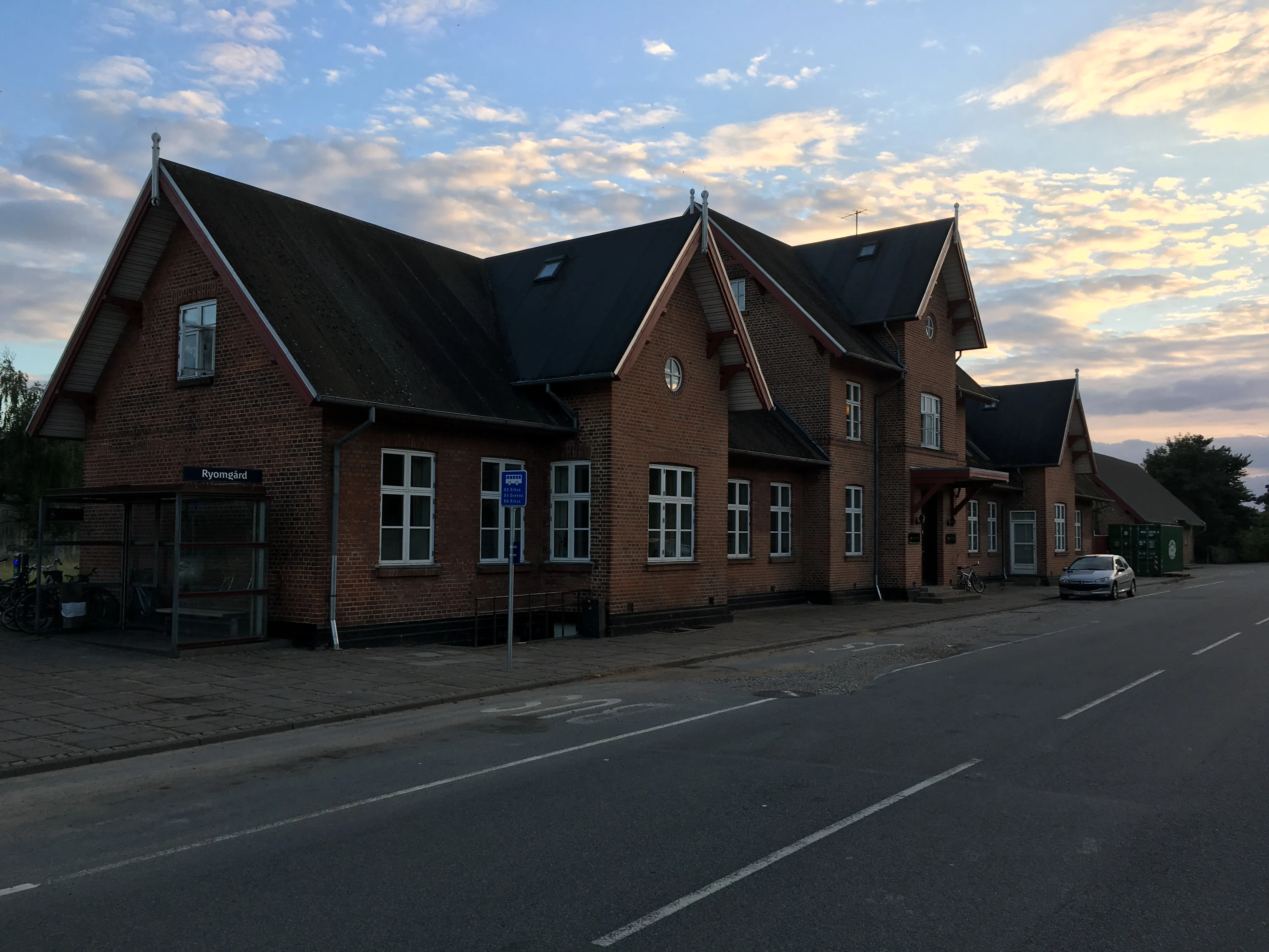 Billede af Ryomgård Station. Billede af Ryomgård Station.