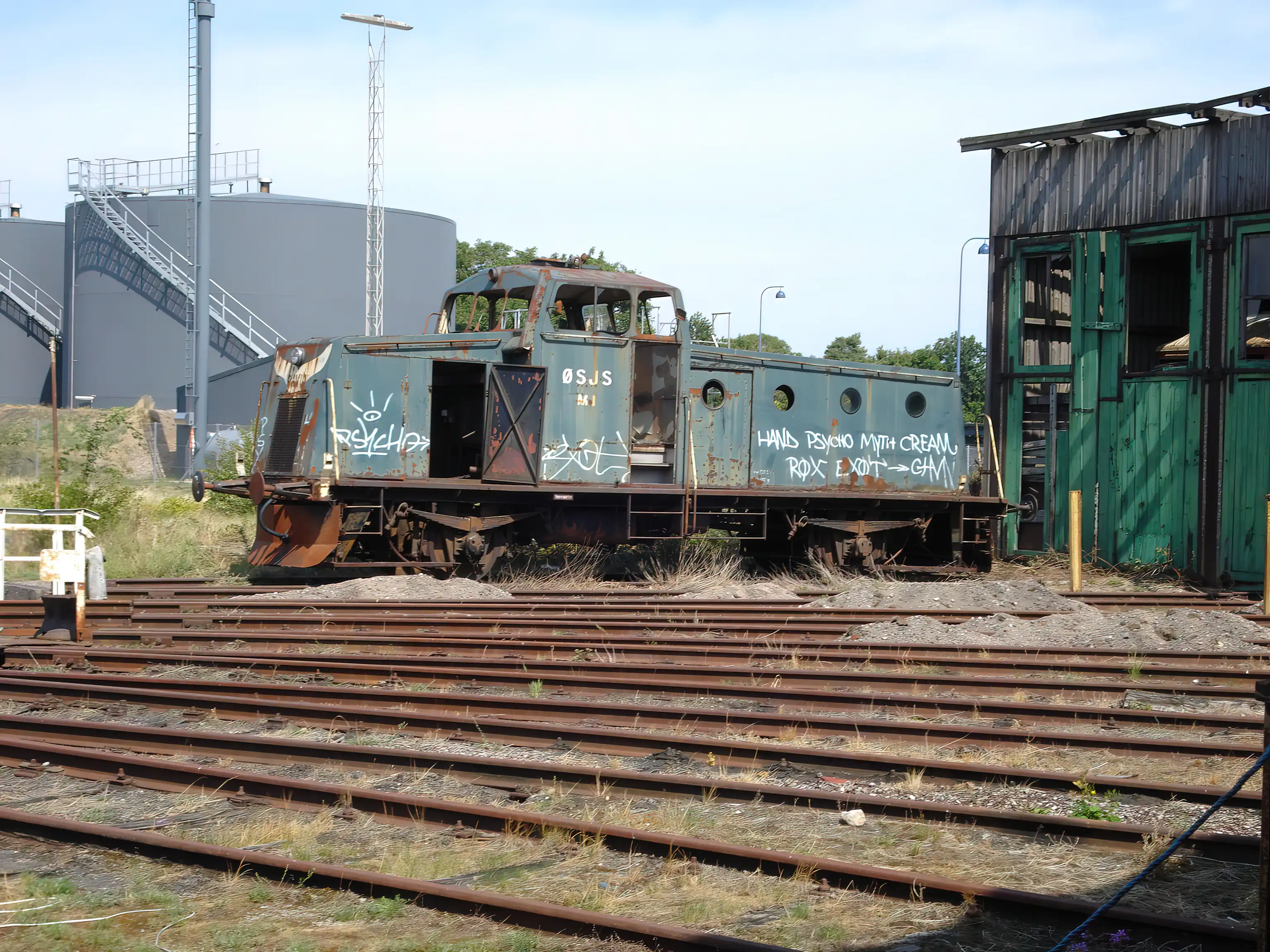 Billede af remiseområdet ved Gedser Station.