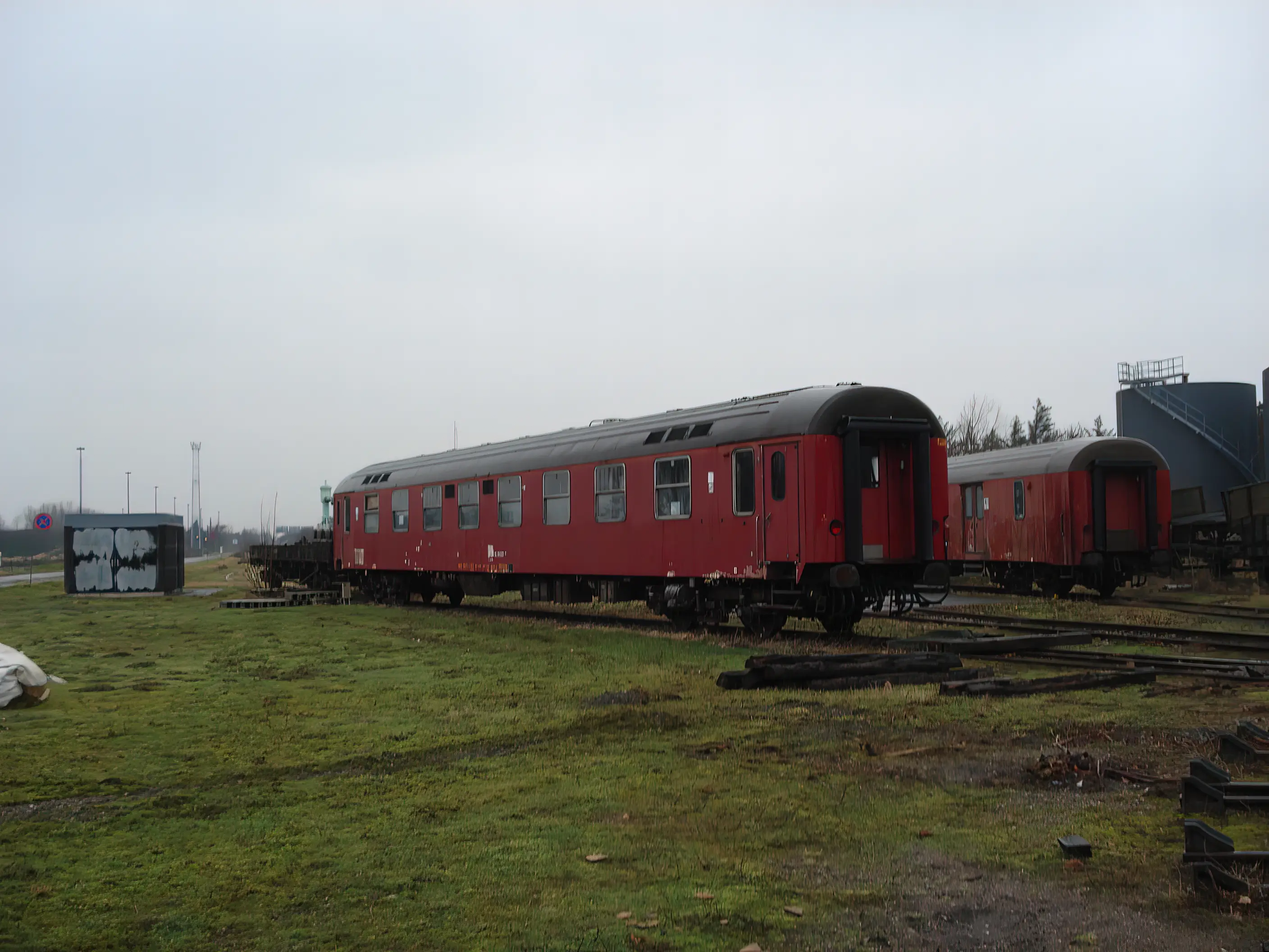 Billede af remiseområdet ved Gedser Station.