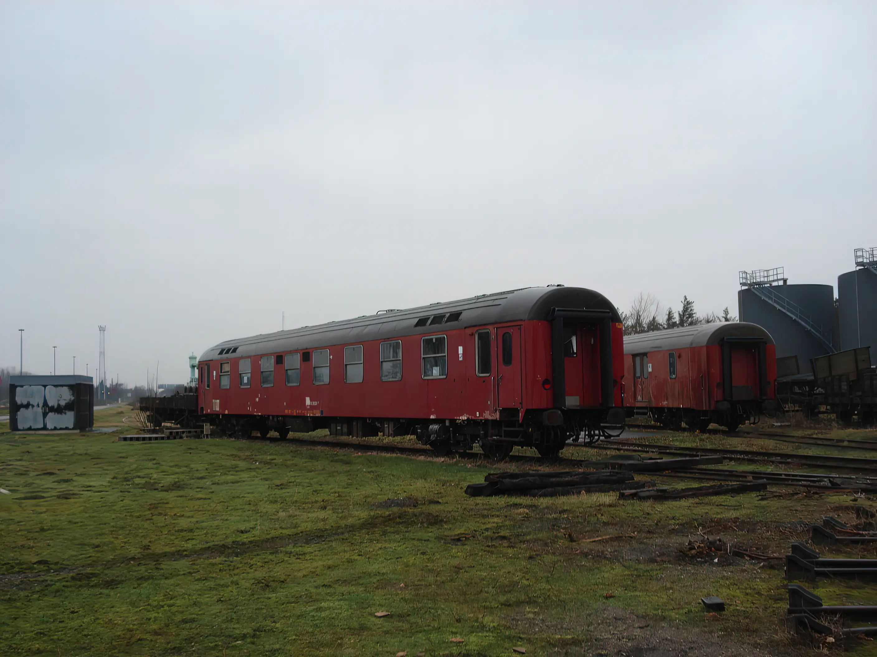 Billede af remiseområdet ved Gedser Station.