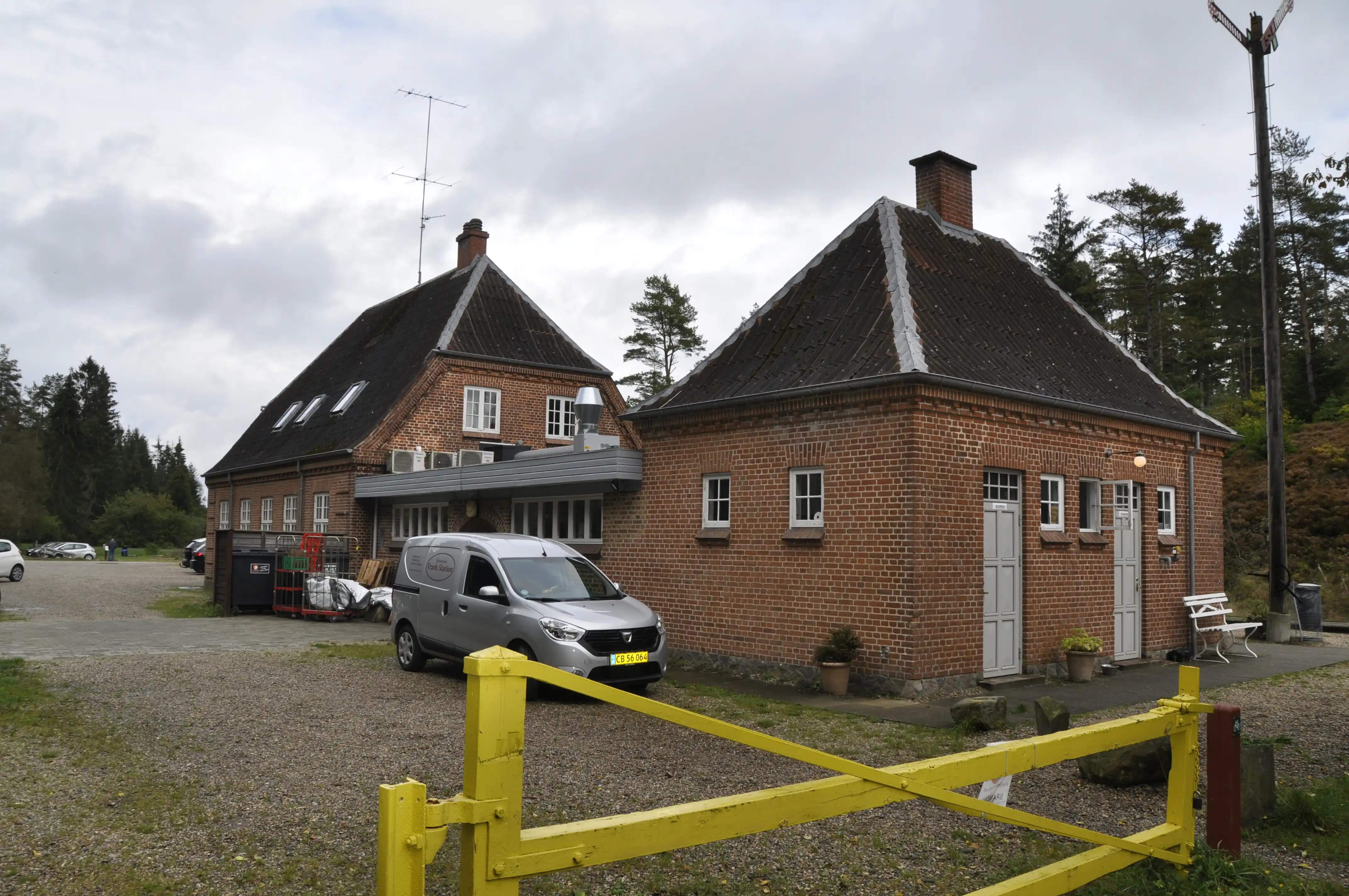 Billede af Vrads Station.