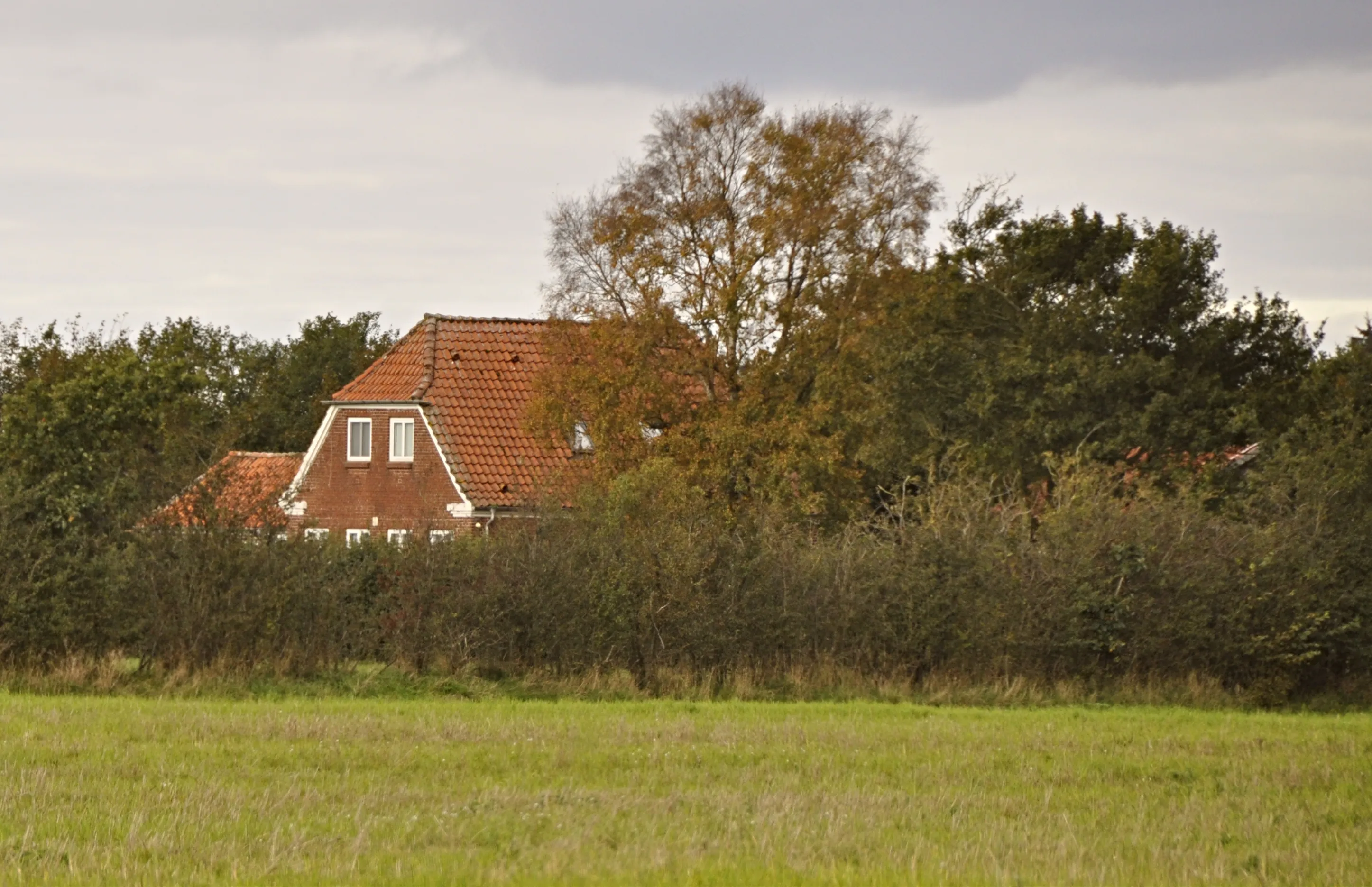 Billede af Alslev Kro Billetsalgssted med Sidespor. Billede af Alslev Kro Billetsalgssted med Sidespor.