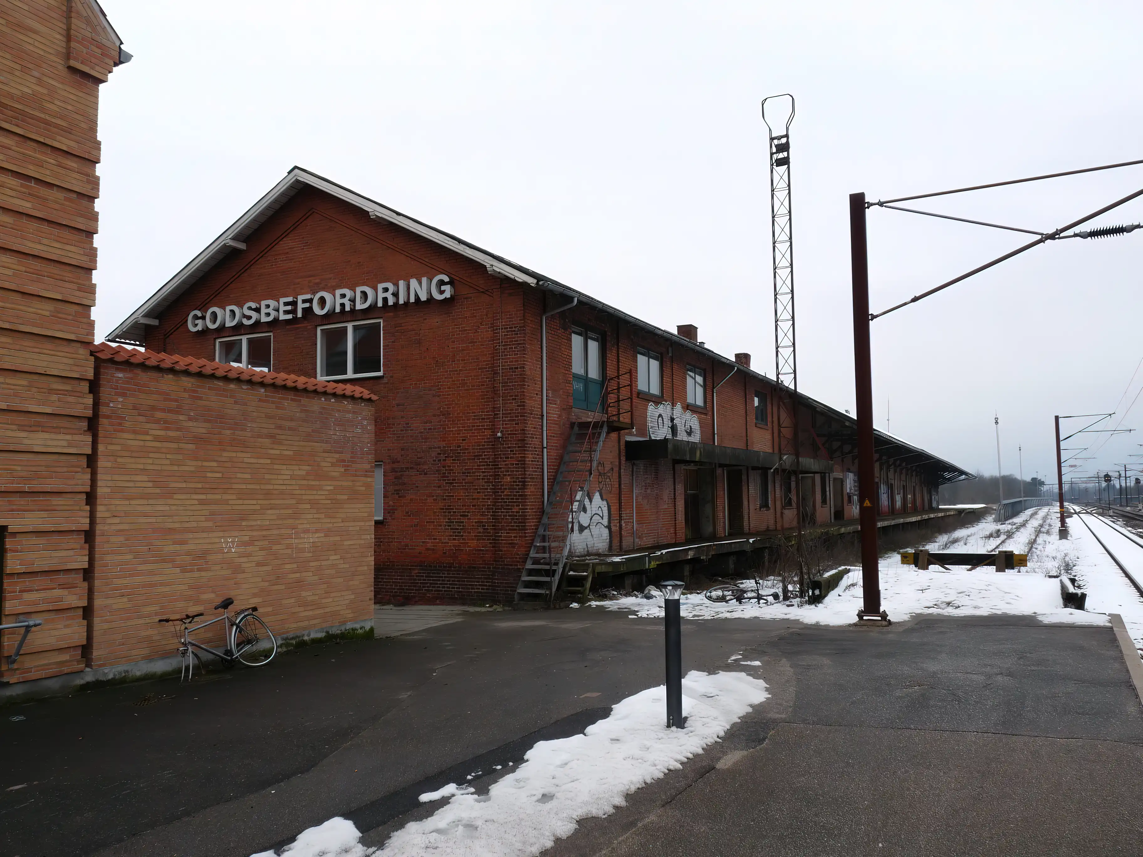 Billede af Slagelse Stations varehus.