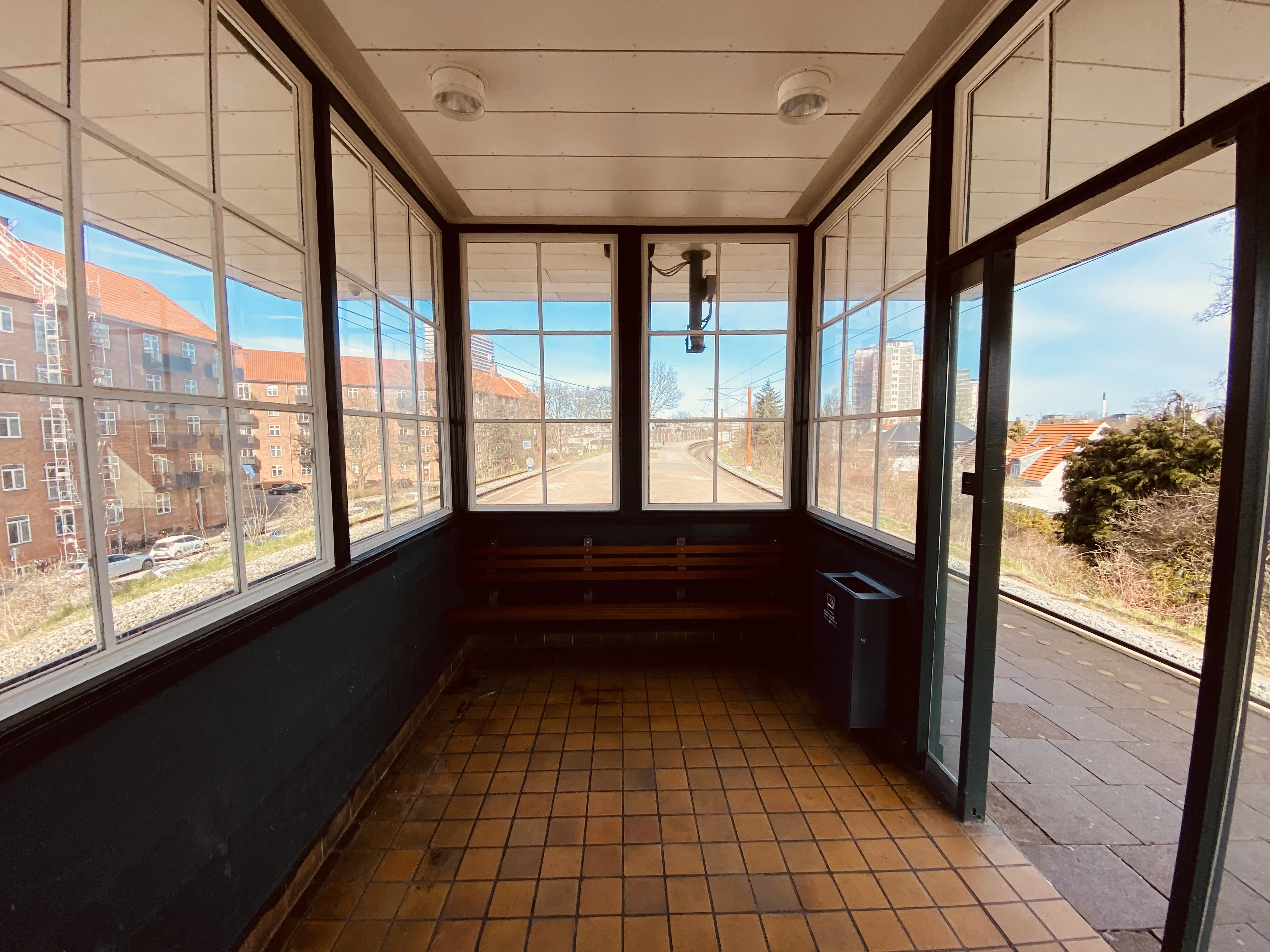 Billede af Langgade S-togstrinbræt. Billede af Langgade S-togstrinbræt.