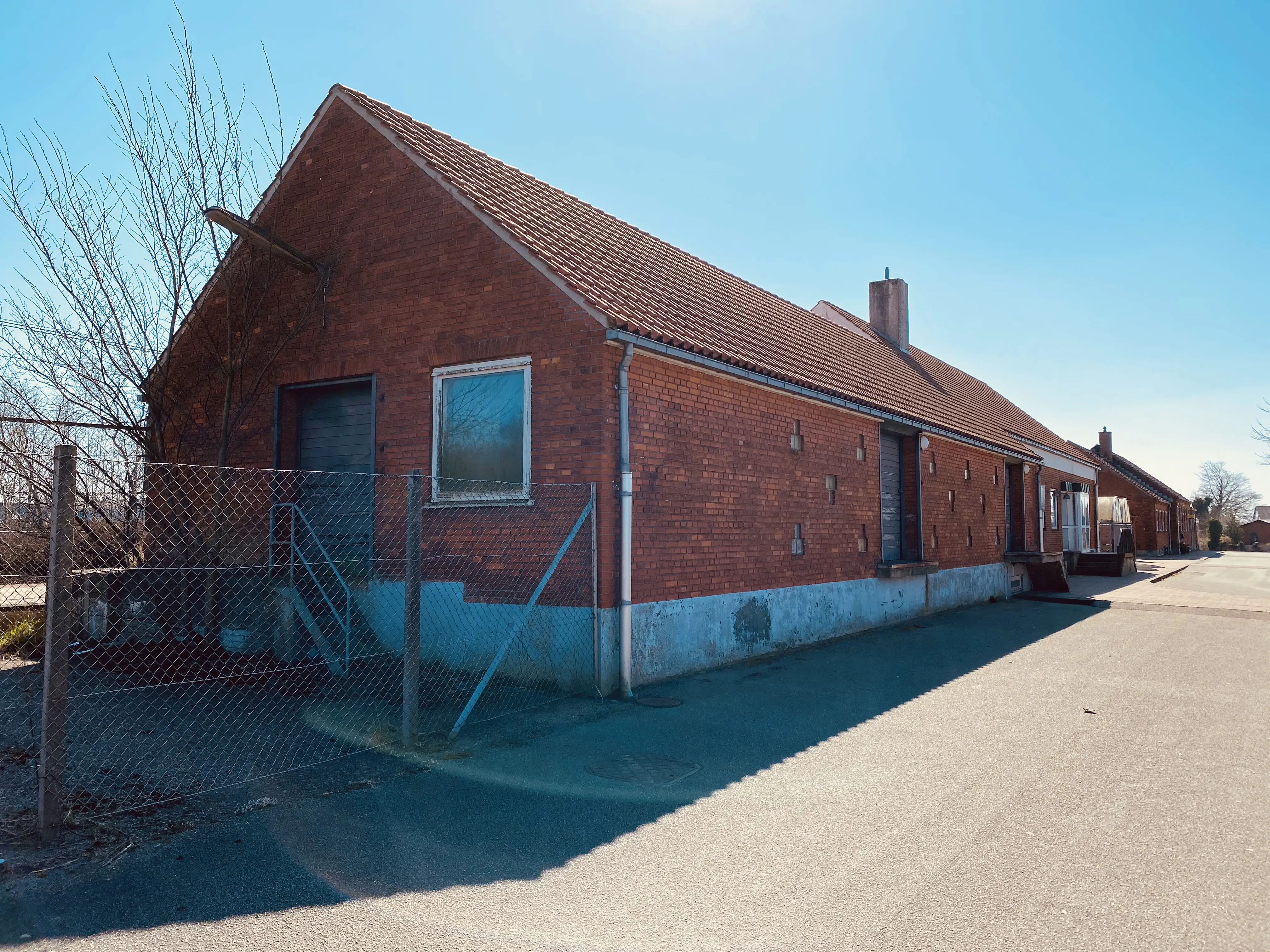 Billede af pakhuset ved Vamdrup Station.