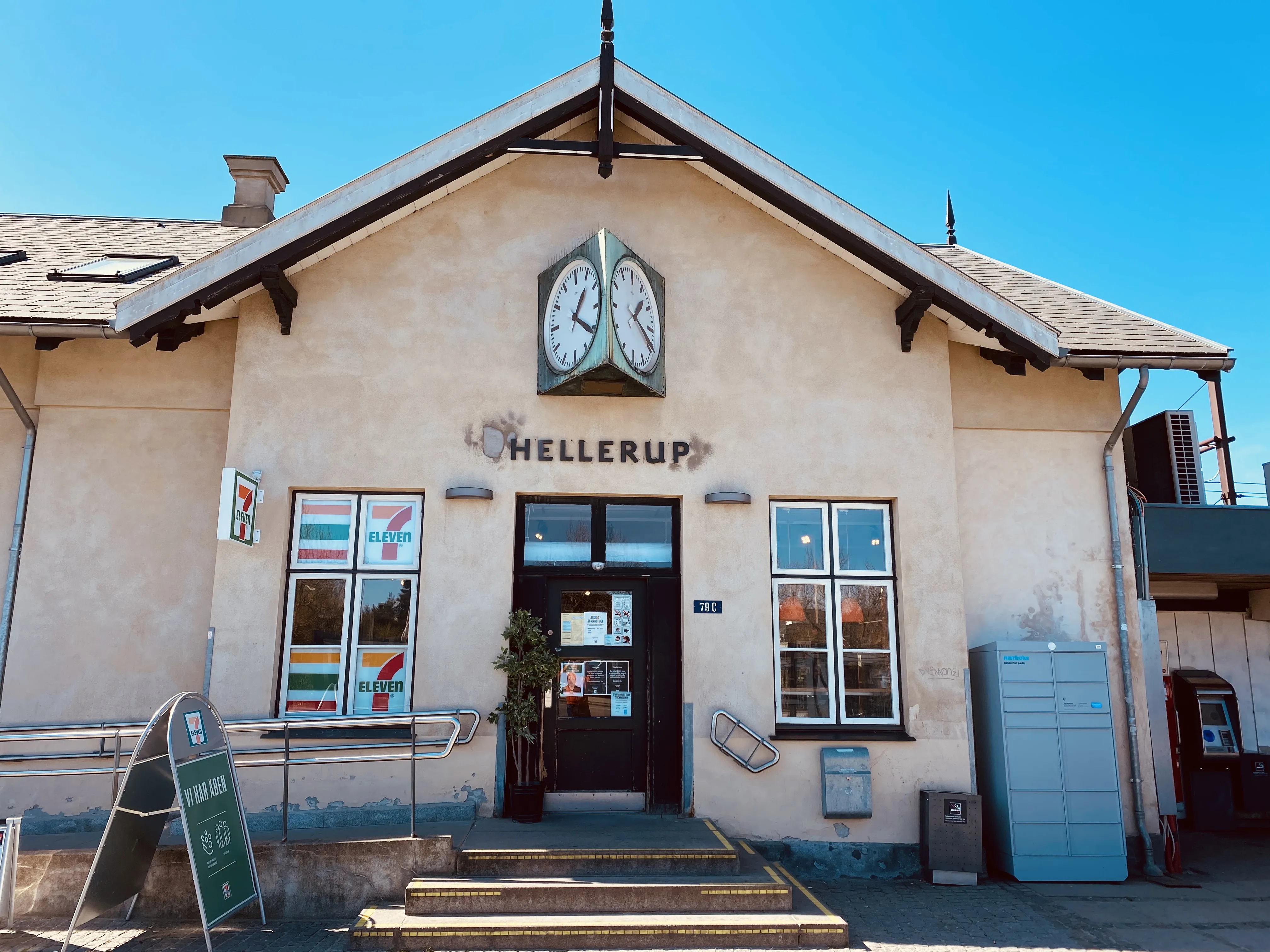 Billede af Hellerup Station. Billede af Hellerup Station.