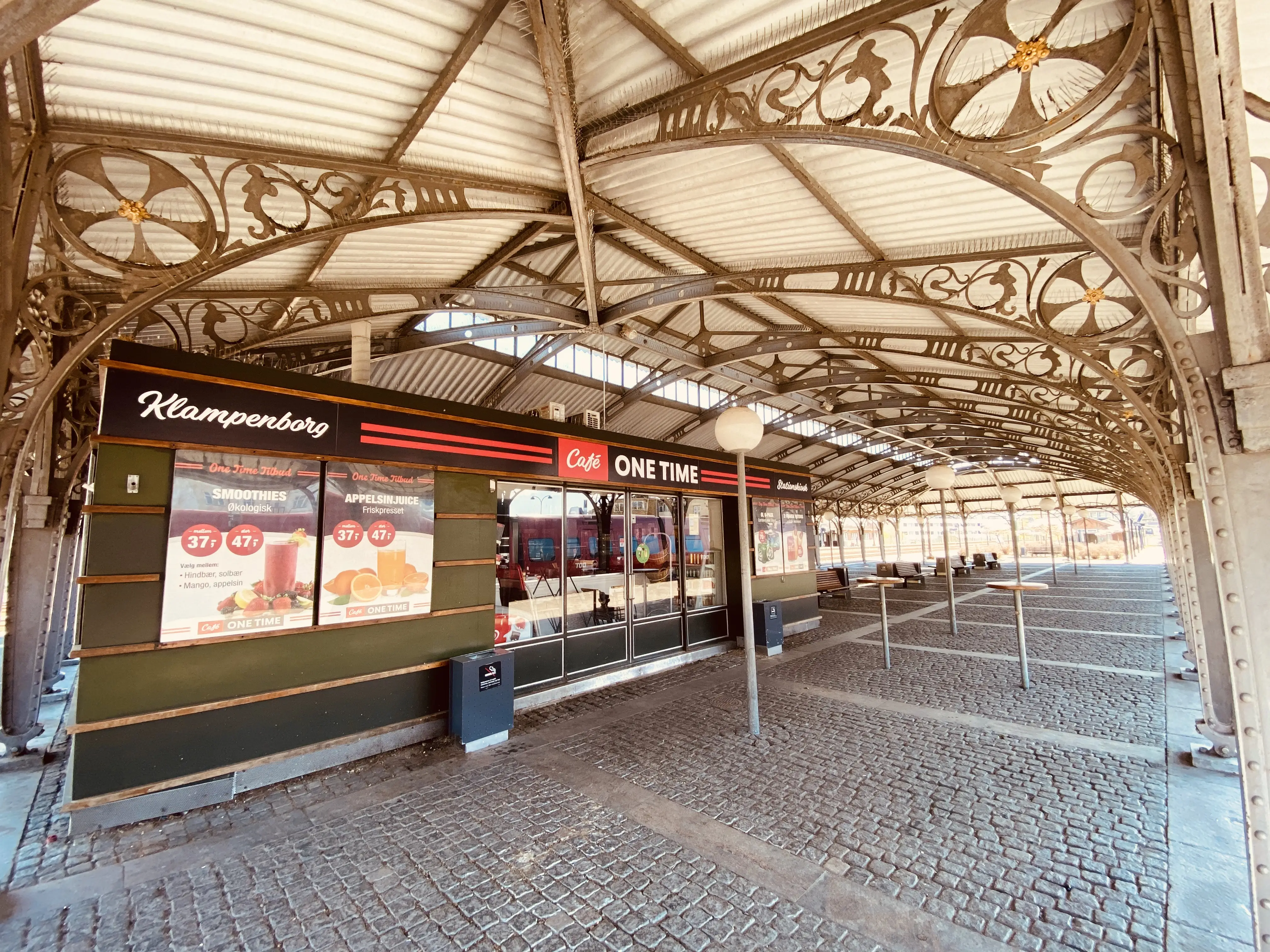 Billede af Klampenborg Station. Billede af Klampenborg Station.