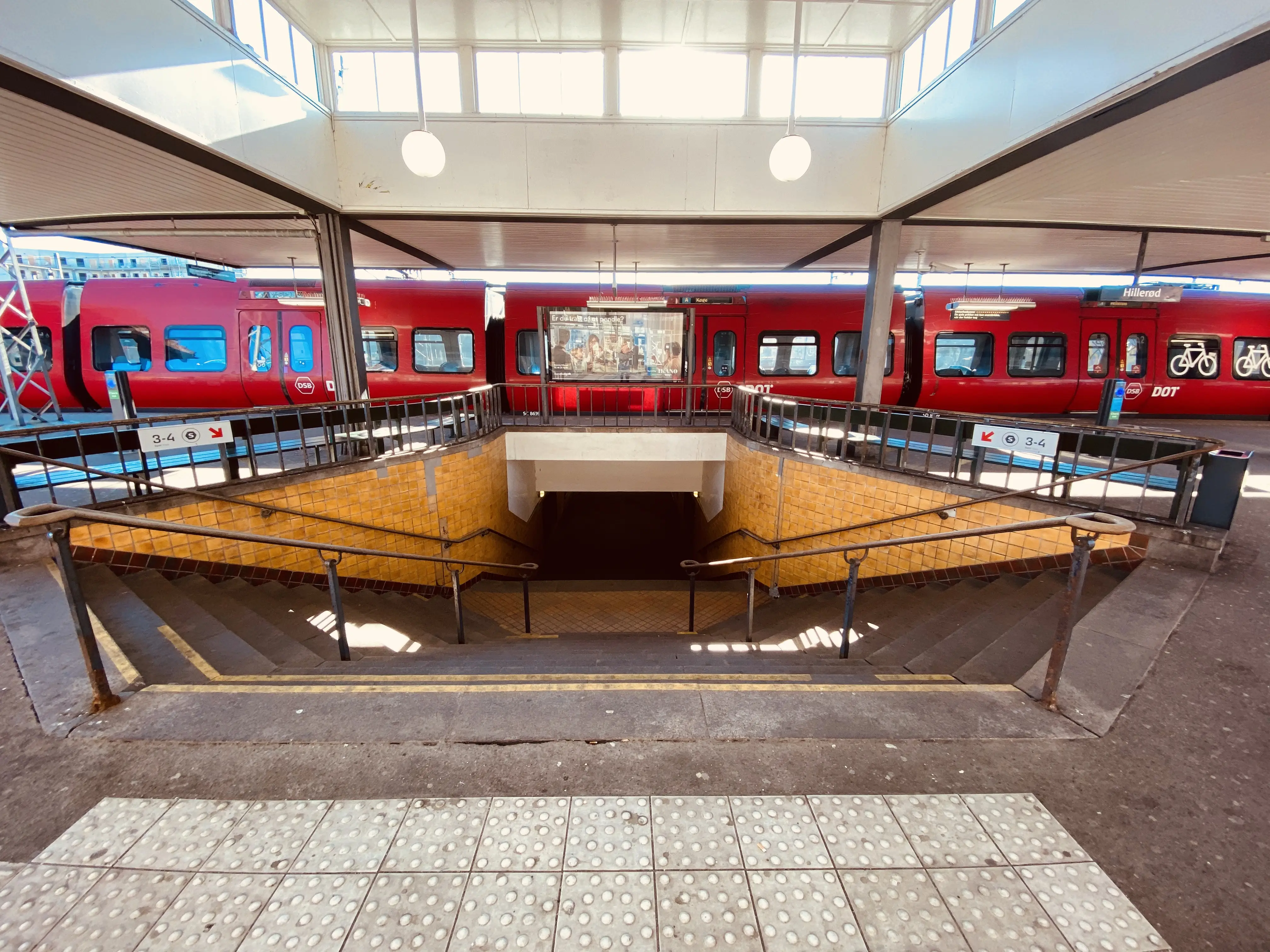 Billede af Hillerød Station.