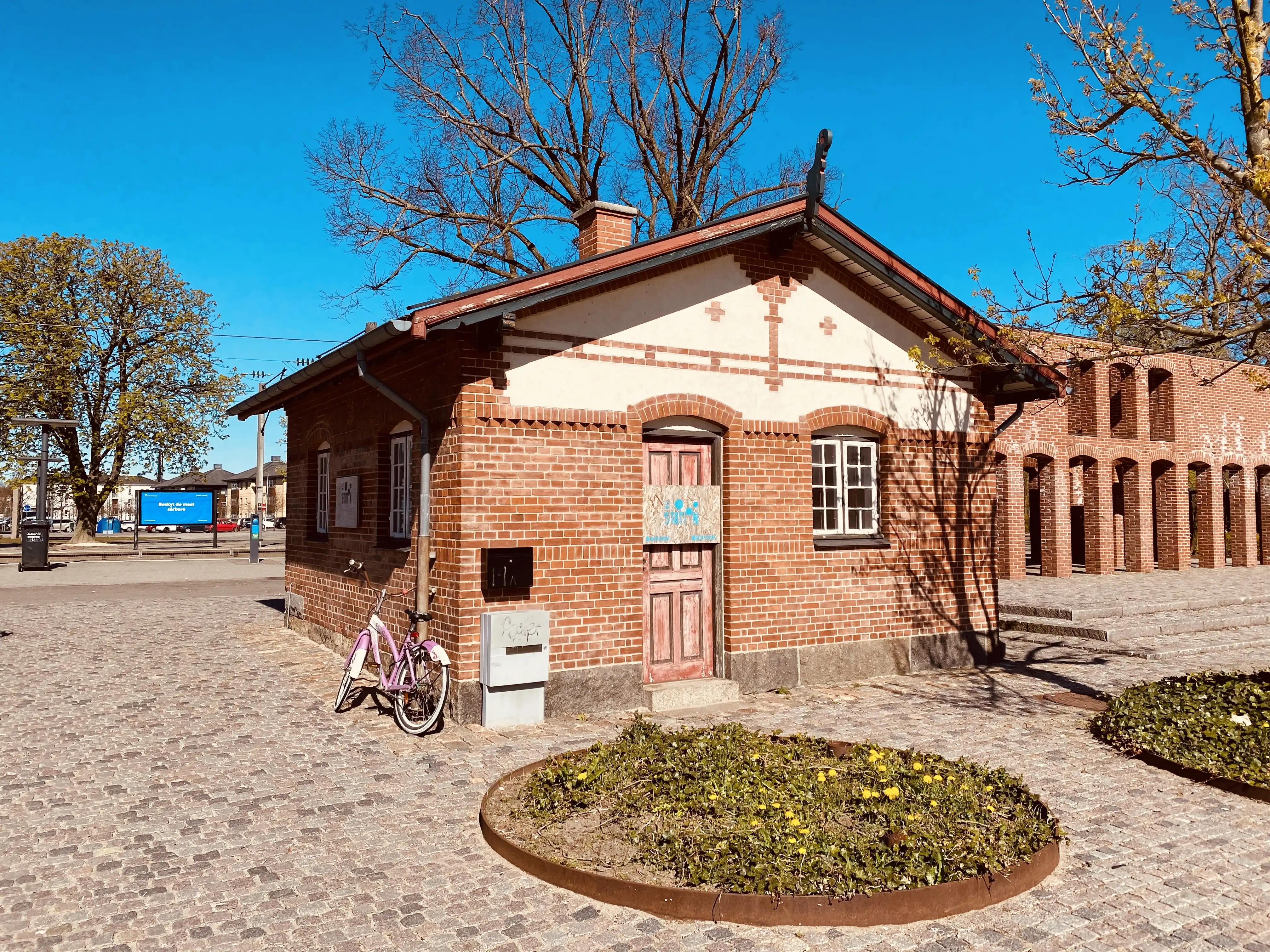 Billede af Humlebæk Station. Billede af Humlebæk Station.