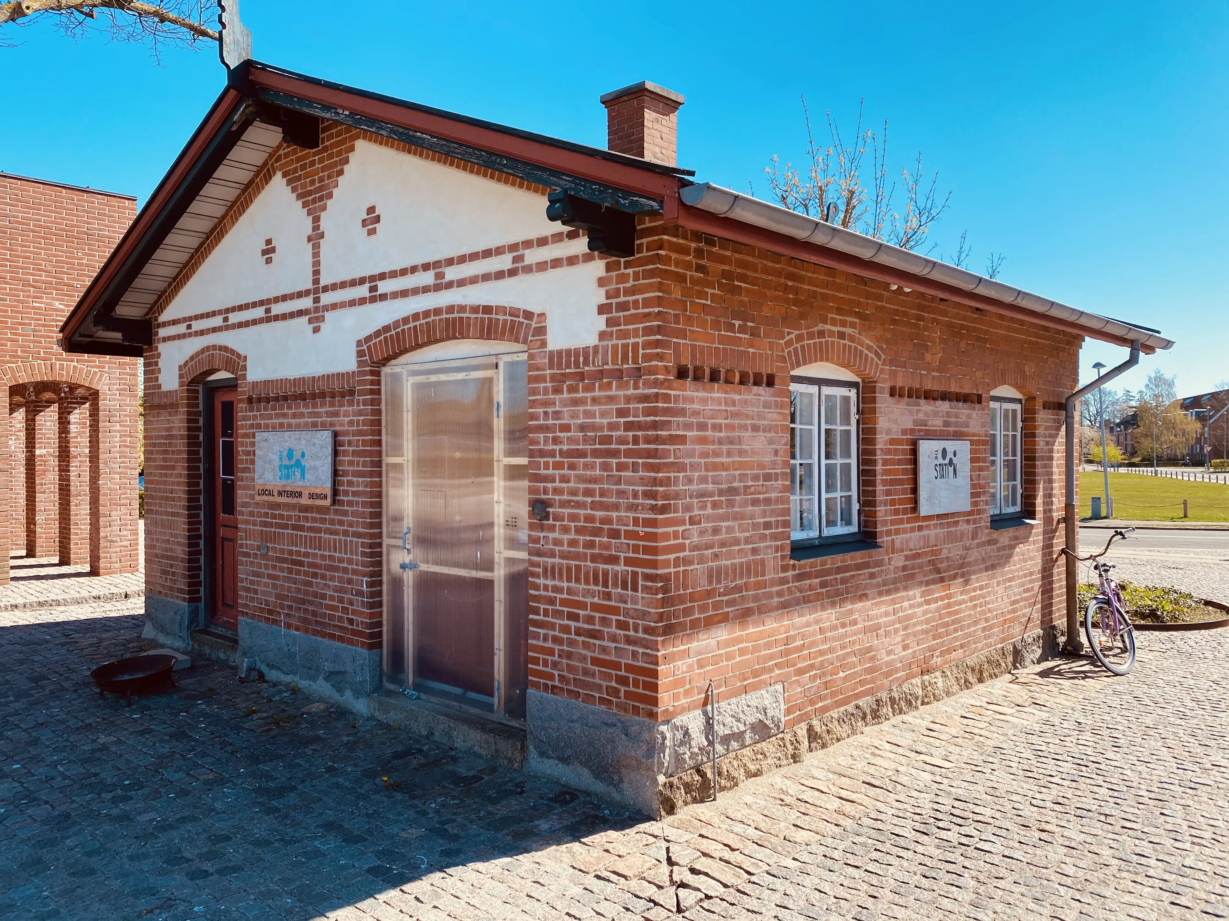 Billede af Humlebæk Station. Billede af Humlebæk Station.