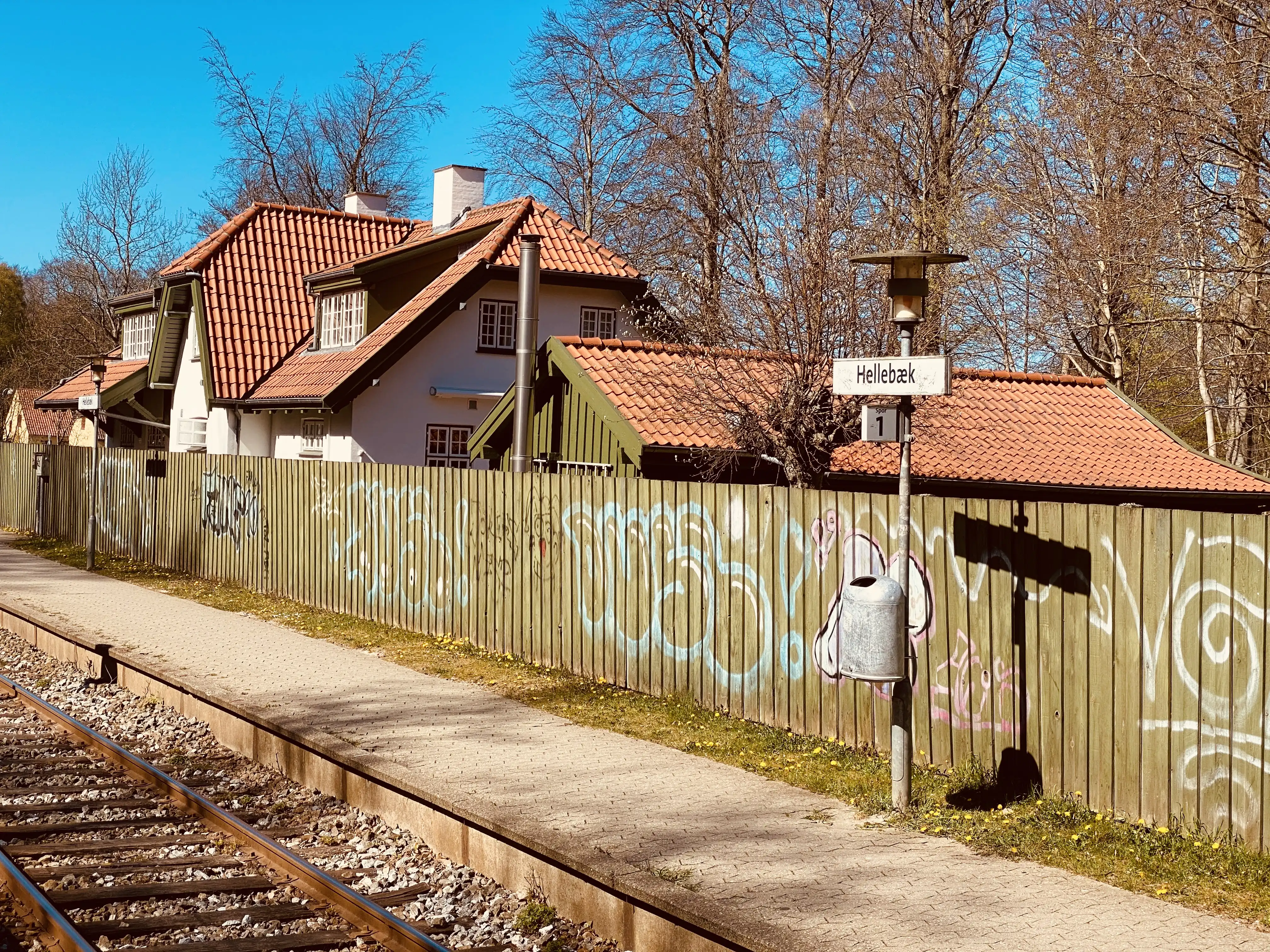 Billede af Hellebæk Station.