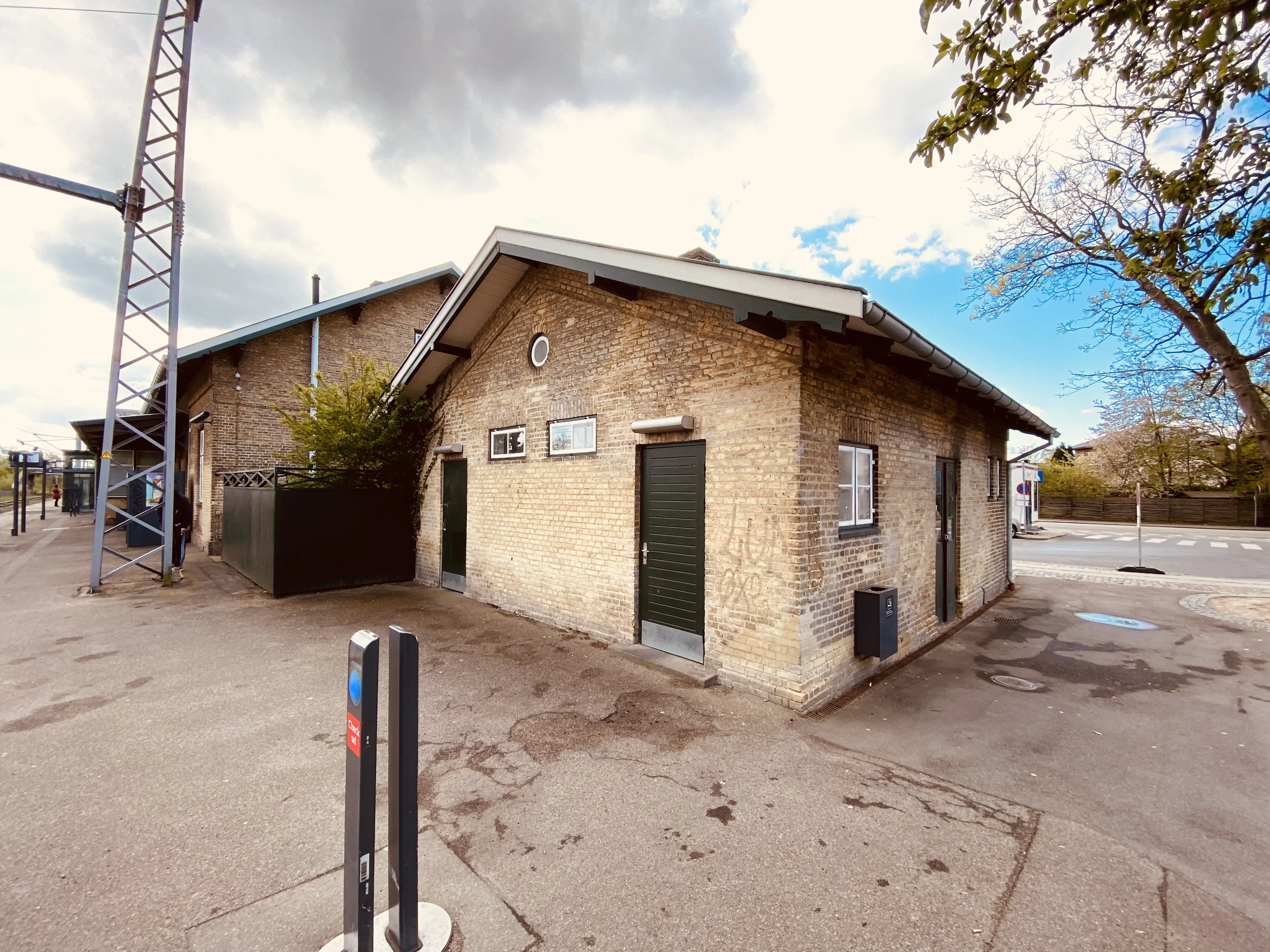 Billede af Gentofte Stations retirade. Billede af Gentofte Stations retirade.