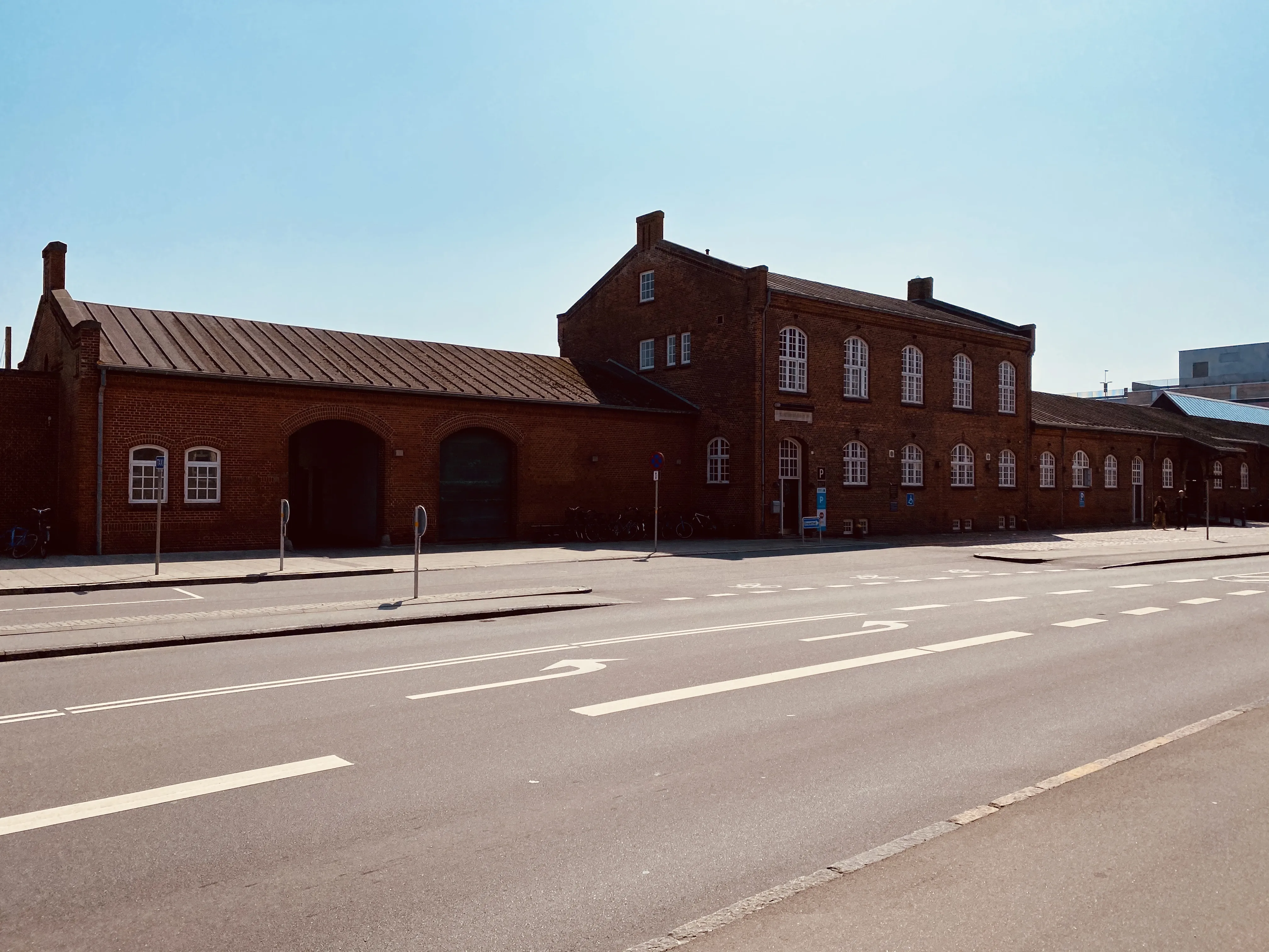 Billede af Esbjerg Stations pakhus. Billede af Esbjerg Stations pakhus.