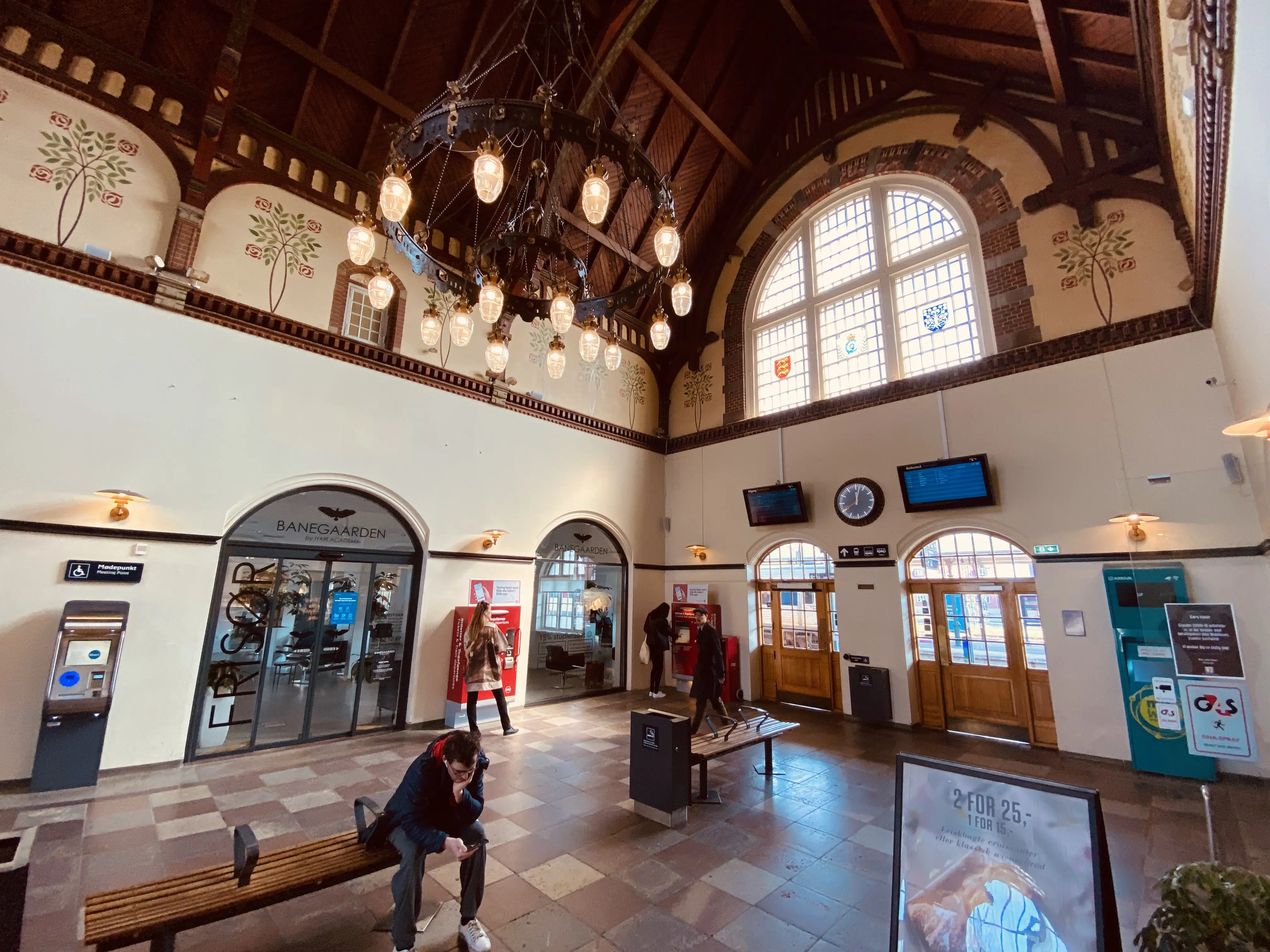 Billede af Esbjerg Station. Billede af Esbjerg Station.