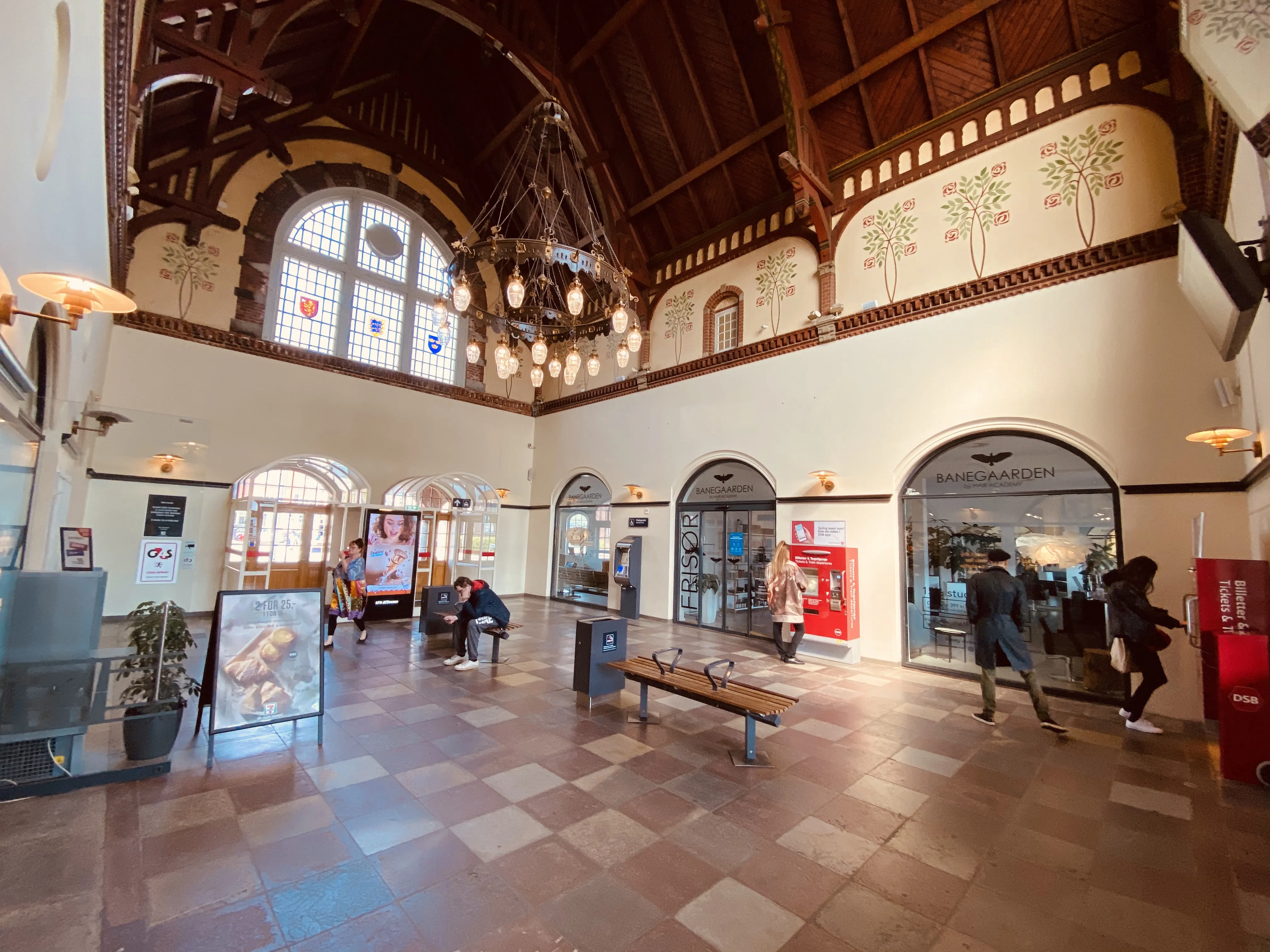 Billede af Esbjerg Station. Billede af Esbjerg Station.