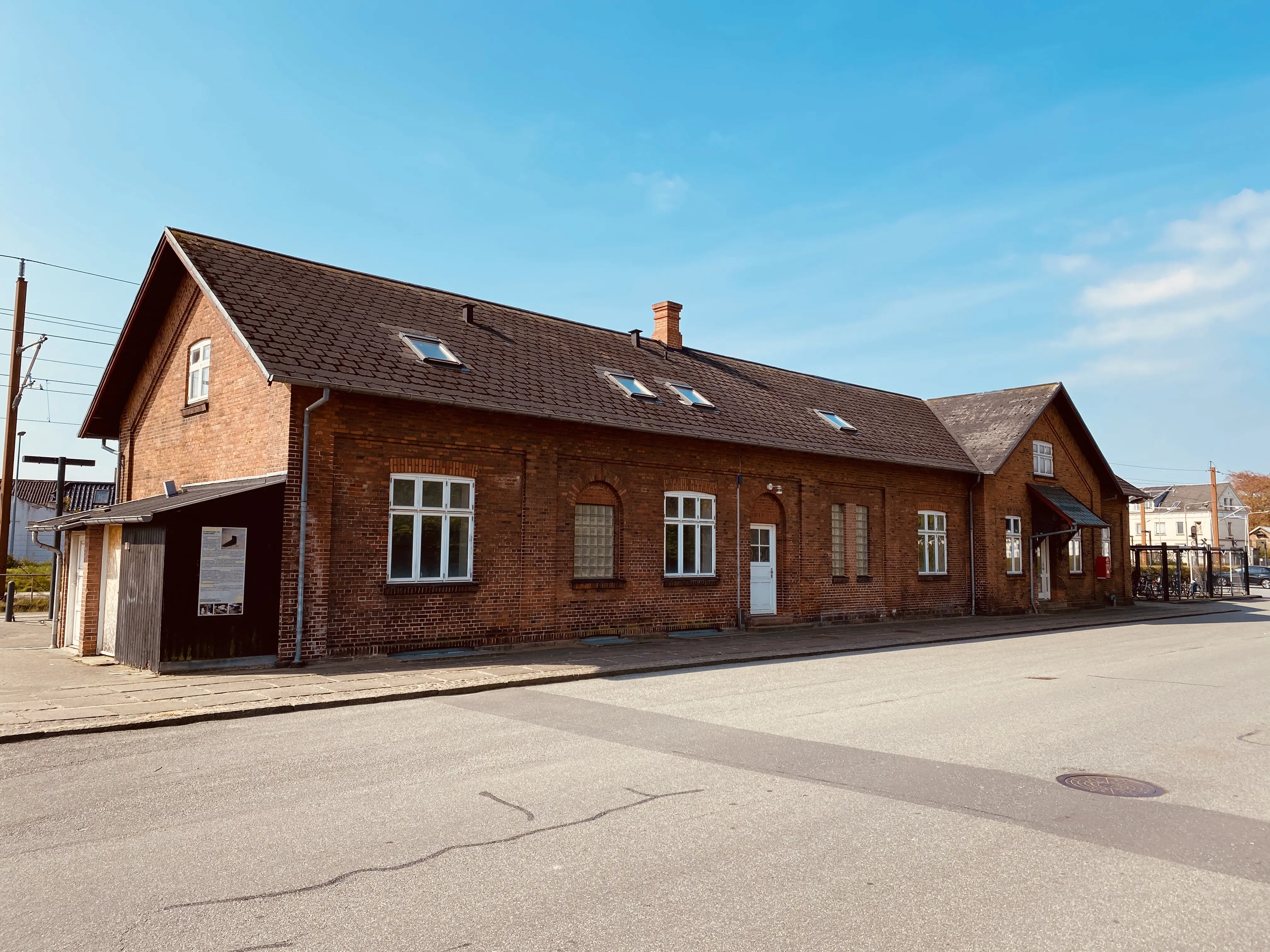 Billede af Holsted Station. Billede af Holsted Station.