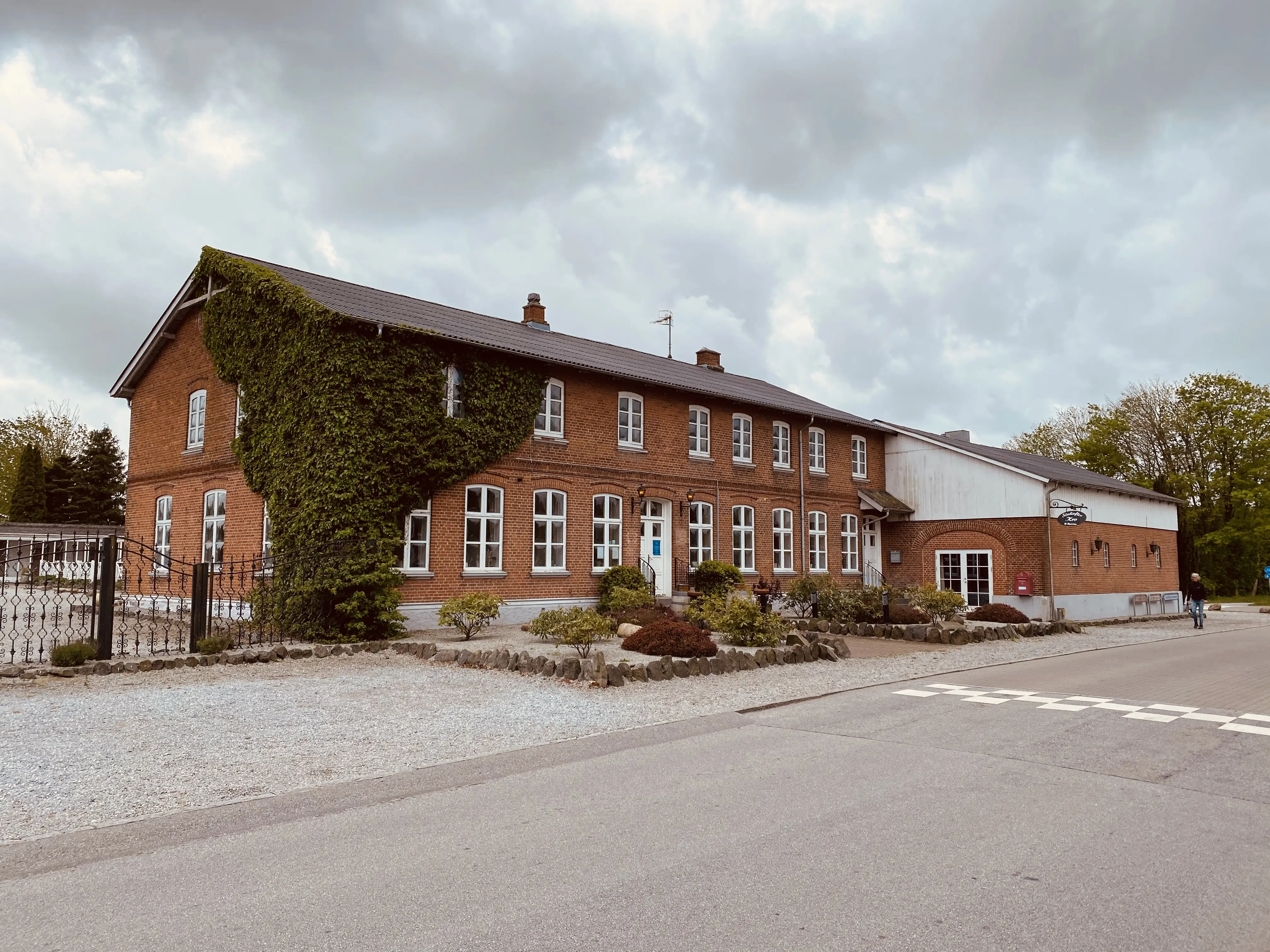 Billede af Slukefter Stationskro. Billede af Slukefter Stationskro.