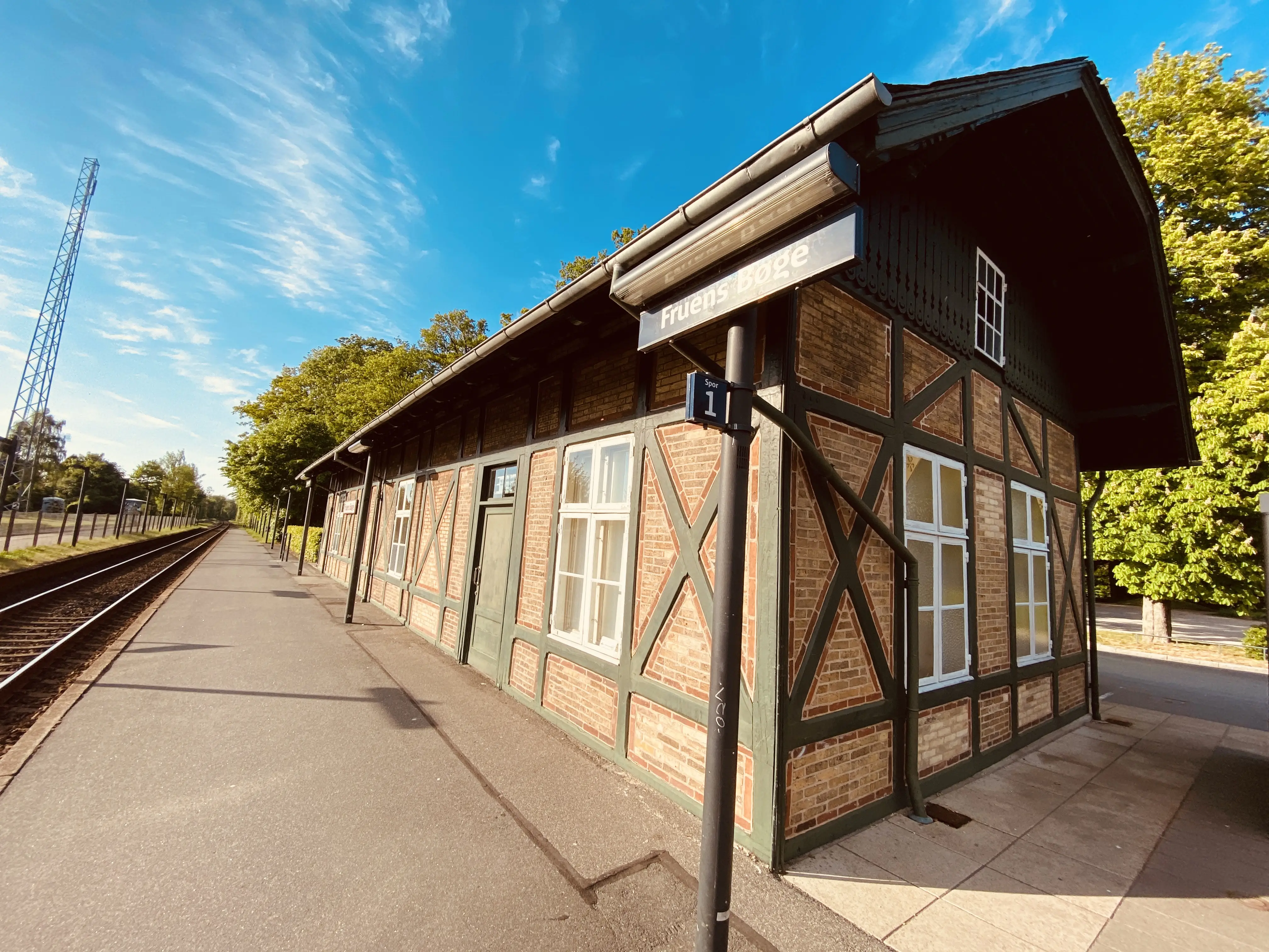 Billede af Fruens Bøge Station. Billede af Fruens Bøge Station.