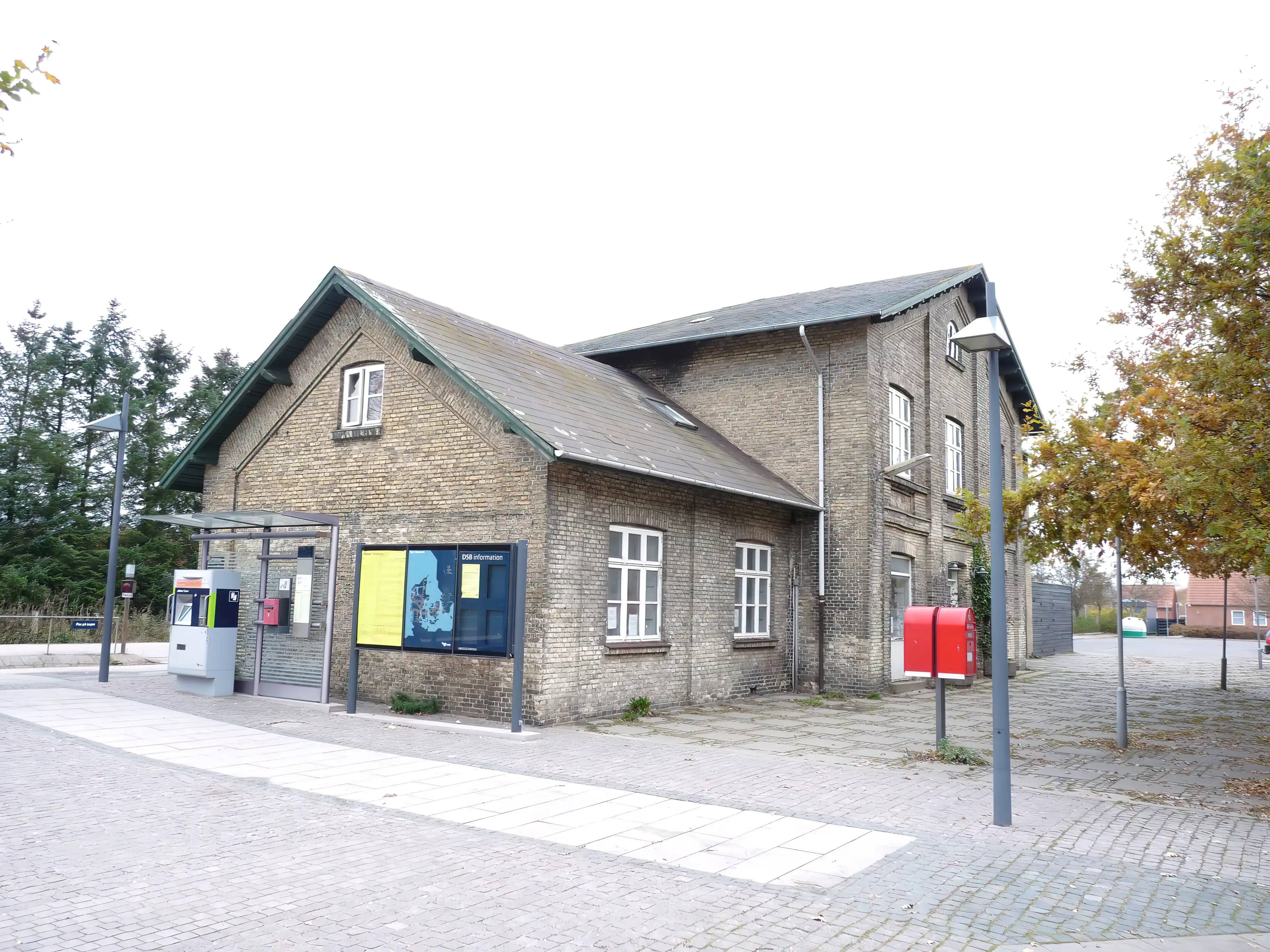 Billede af Vrå Station. Billede af Vrå Station.