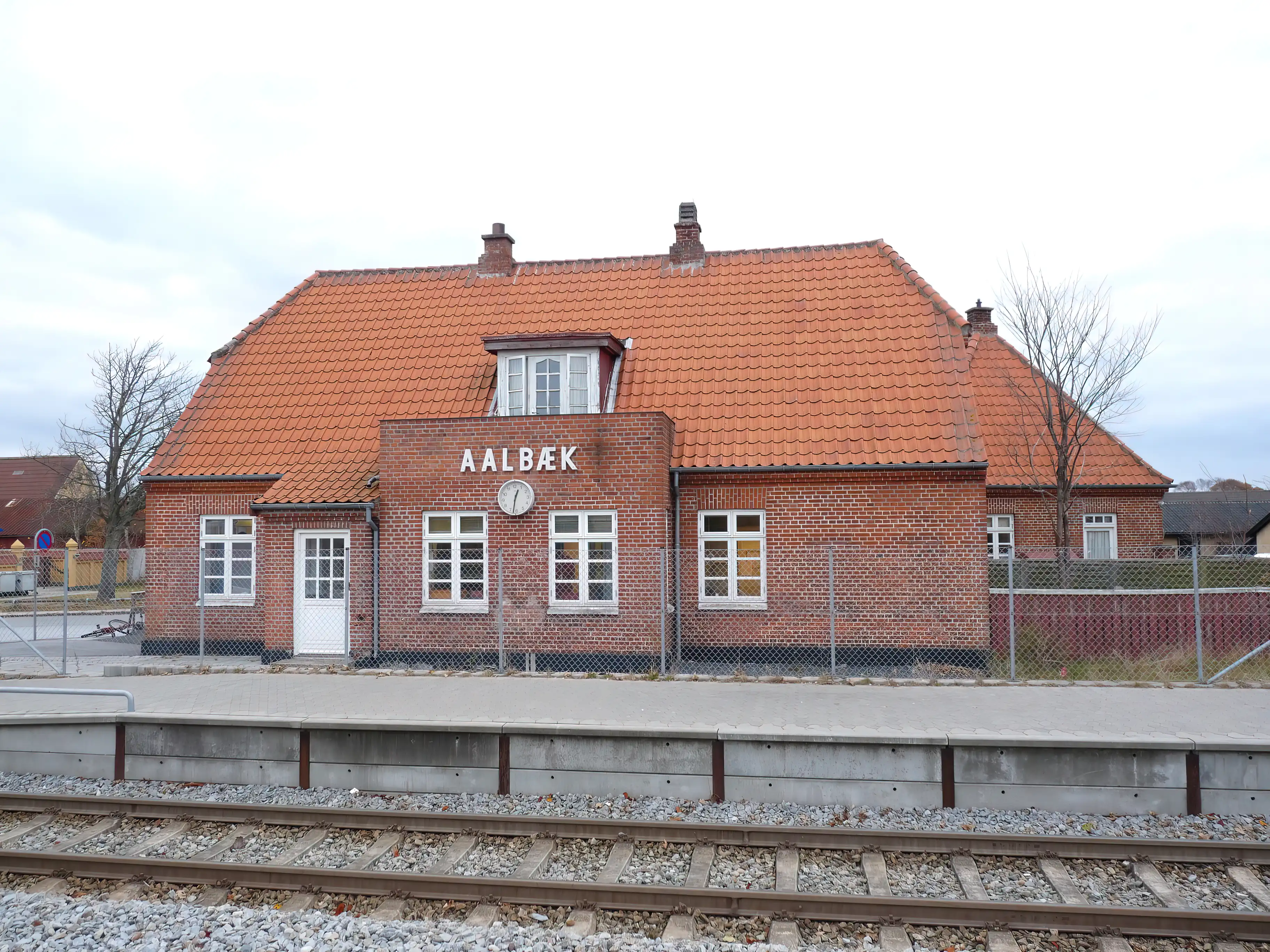 Billede af Ålbæk Station.