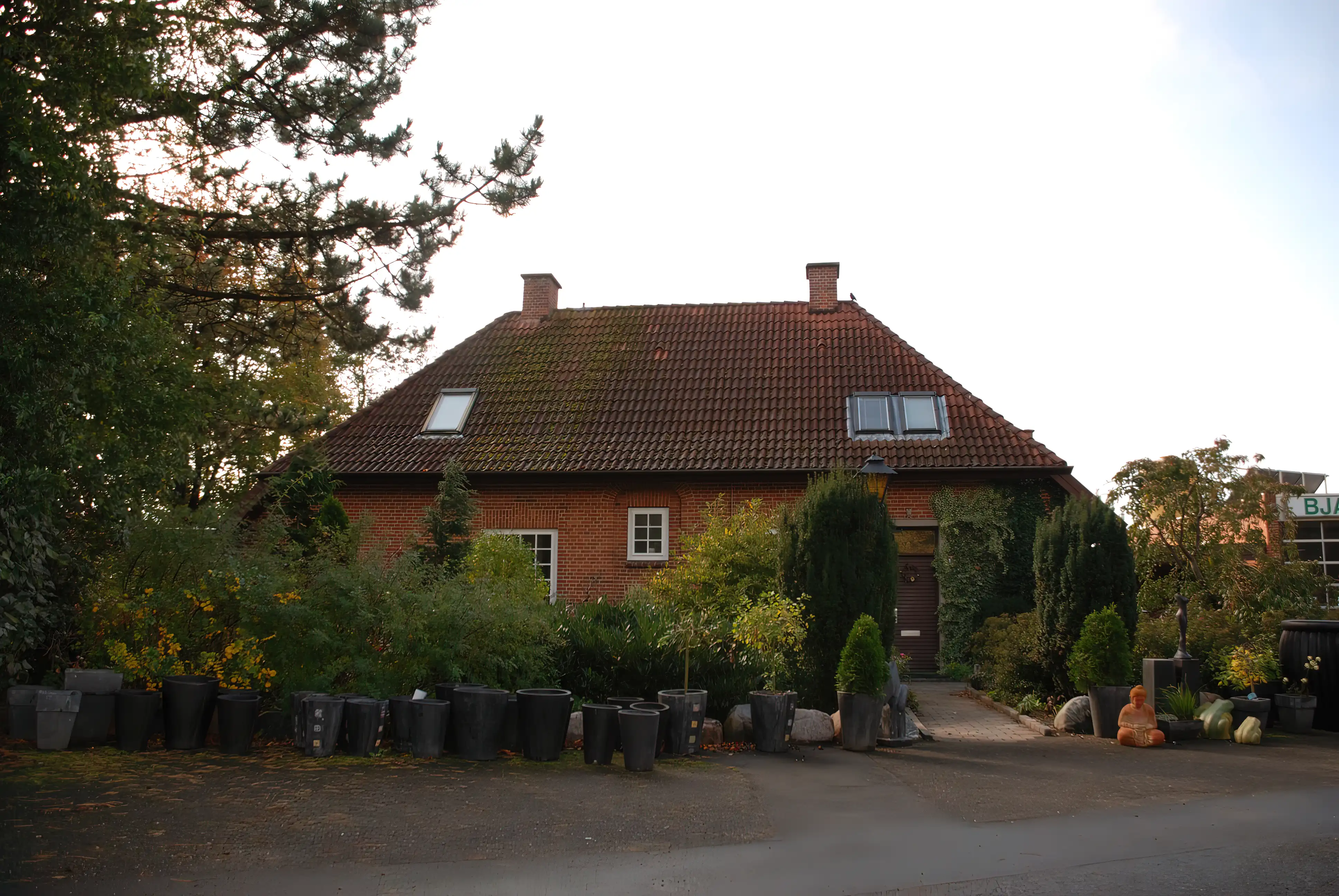 Billede af Egense Station. Billede af Egense Station.