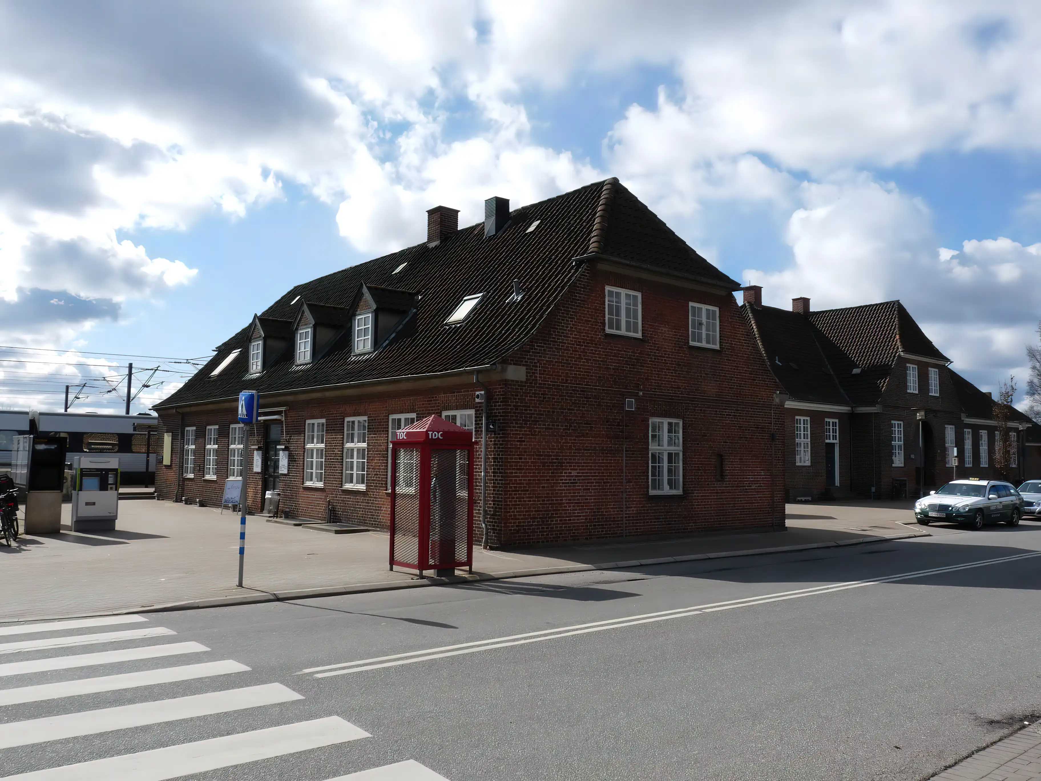 Billede af Hedehusene Station. Billede af Hedehusene Station.