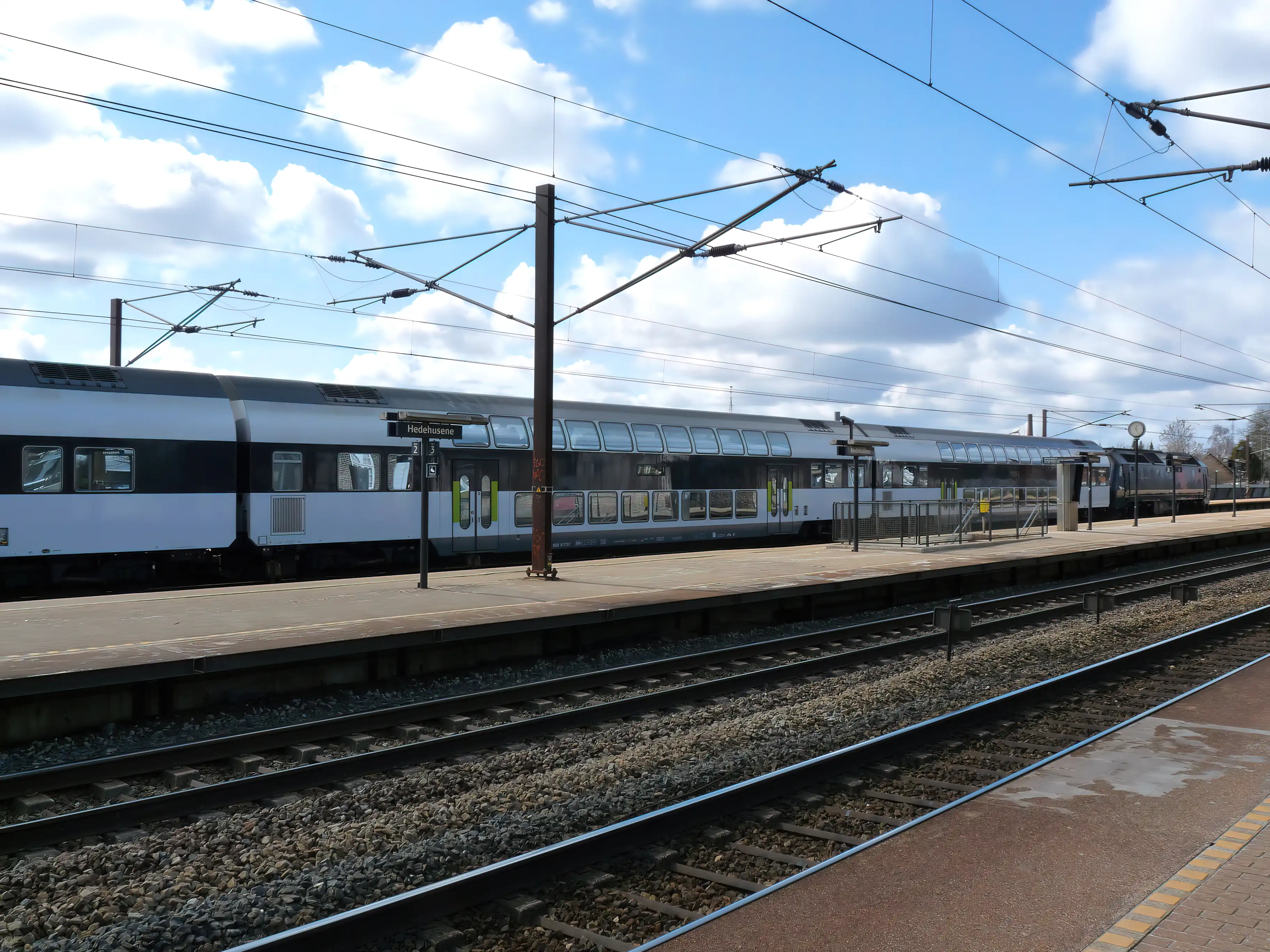 Billede af Hedehusene Stations sporareal. Billede af Hedehusene Stations sporareal.