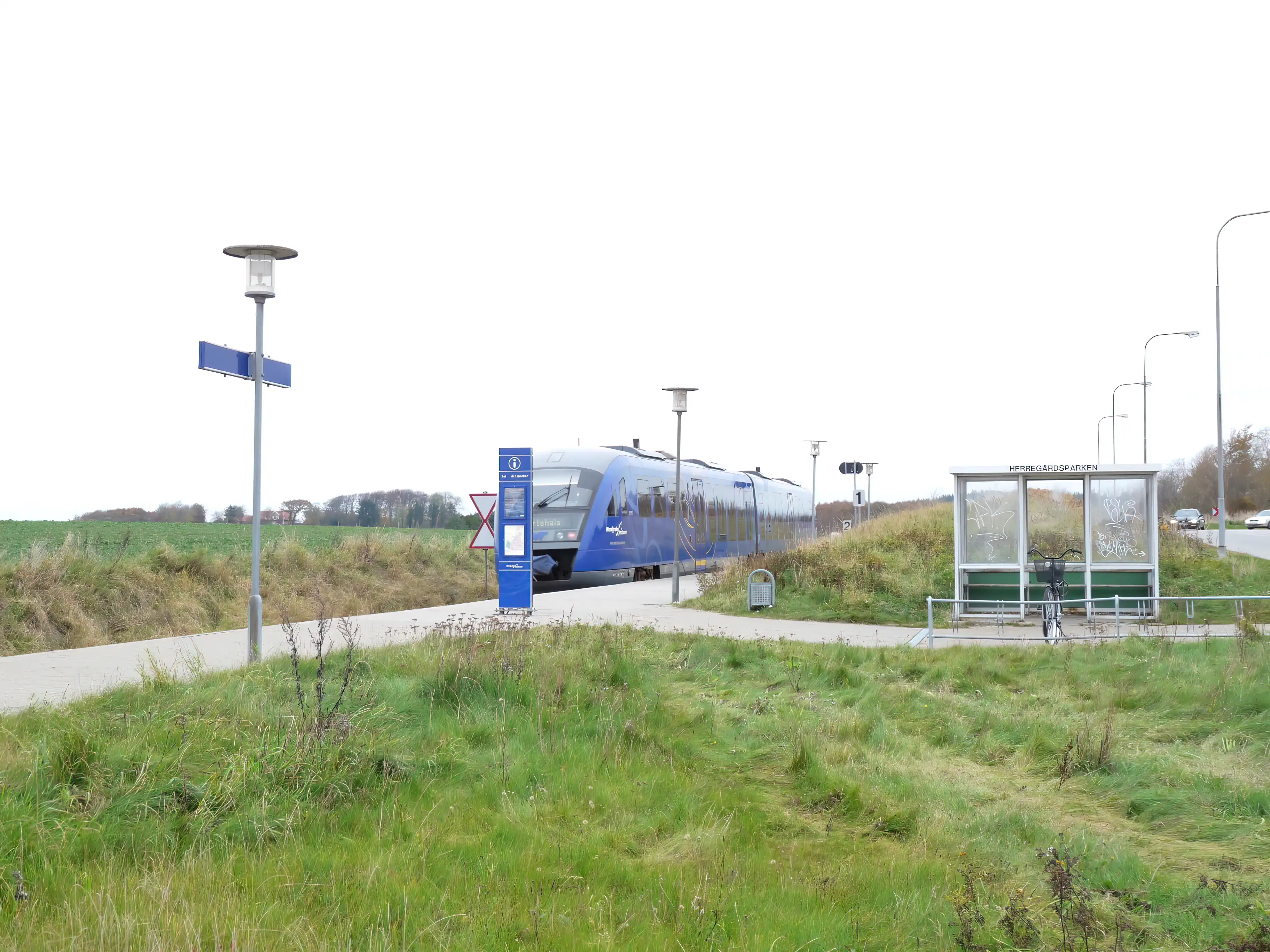 Billede af Herregårdsparken Trinbræt. Billede af Herregårdsparken Trinbræt.