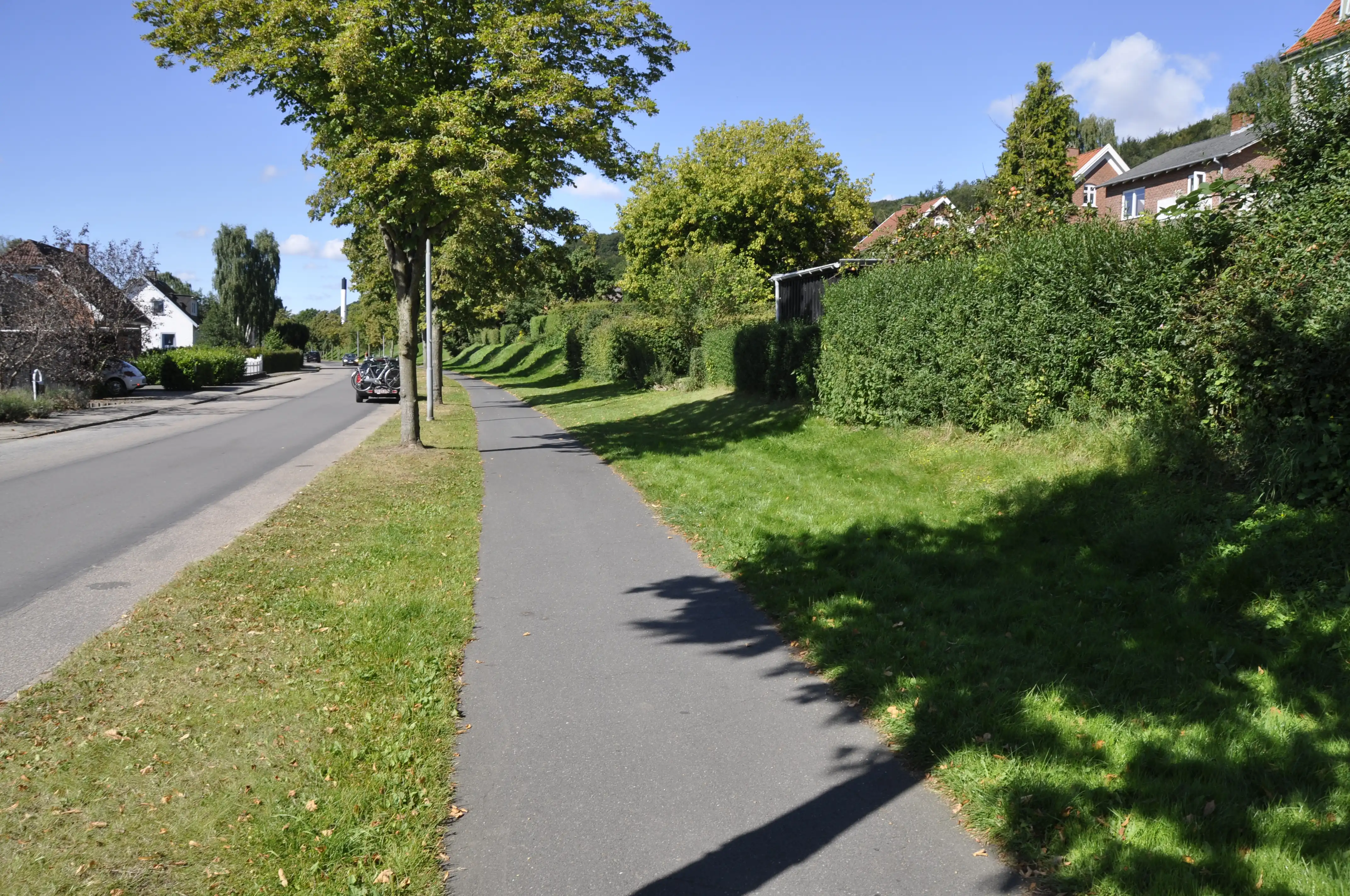 Billede af Svanholm Trinbræt er nedrevet, men den har ligget her. Billede af Svanholm Trinbræt er nedrevet, men den har ligget her.