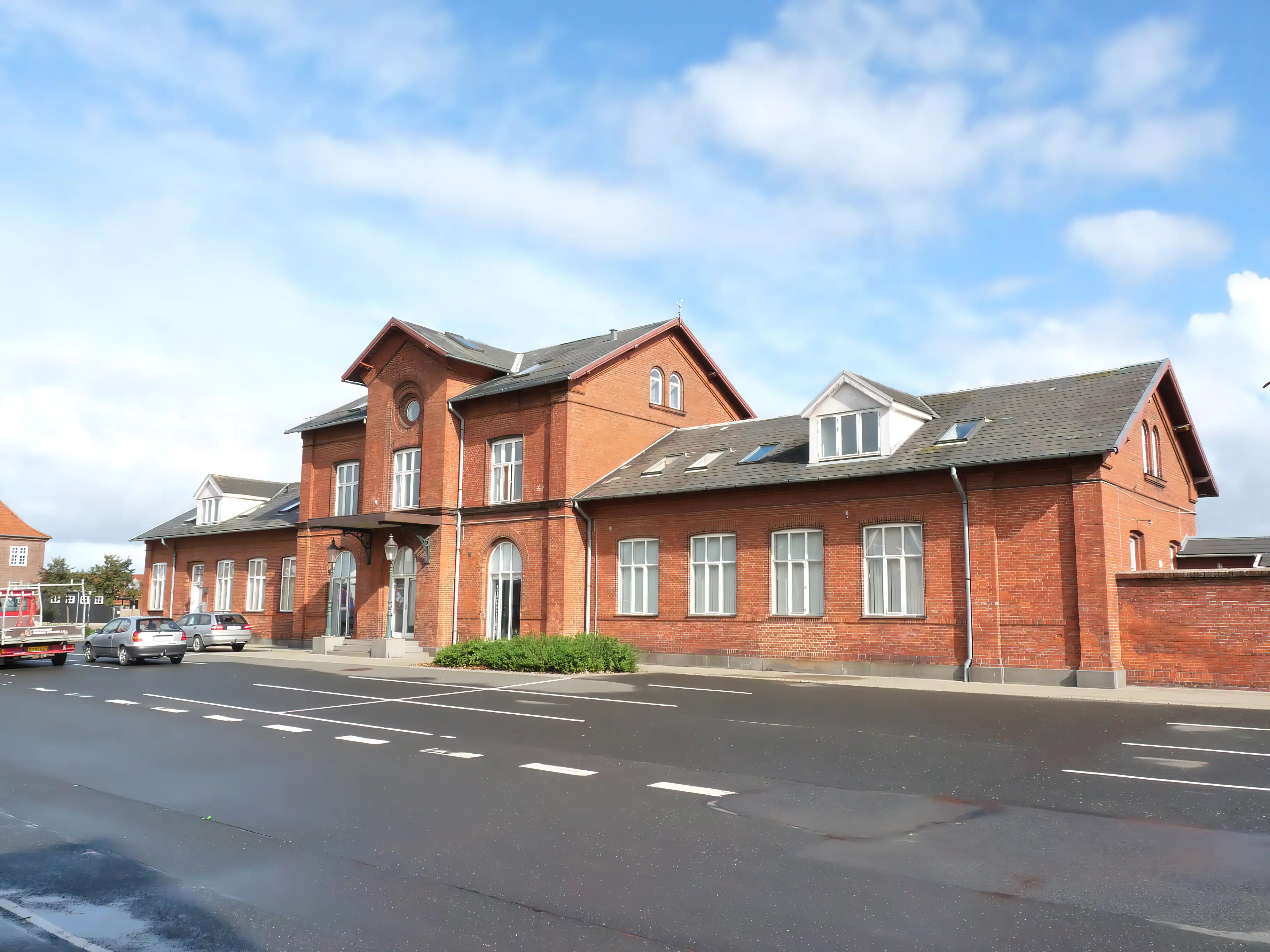 Billede af Løgstør Station. Billede af Løgstør Station.