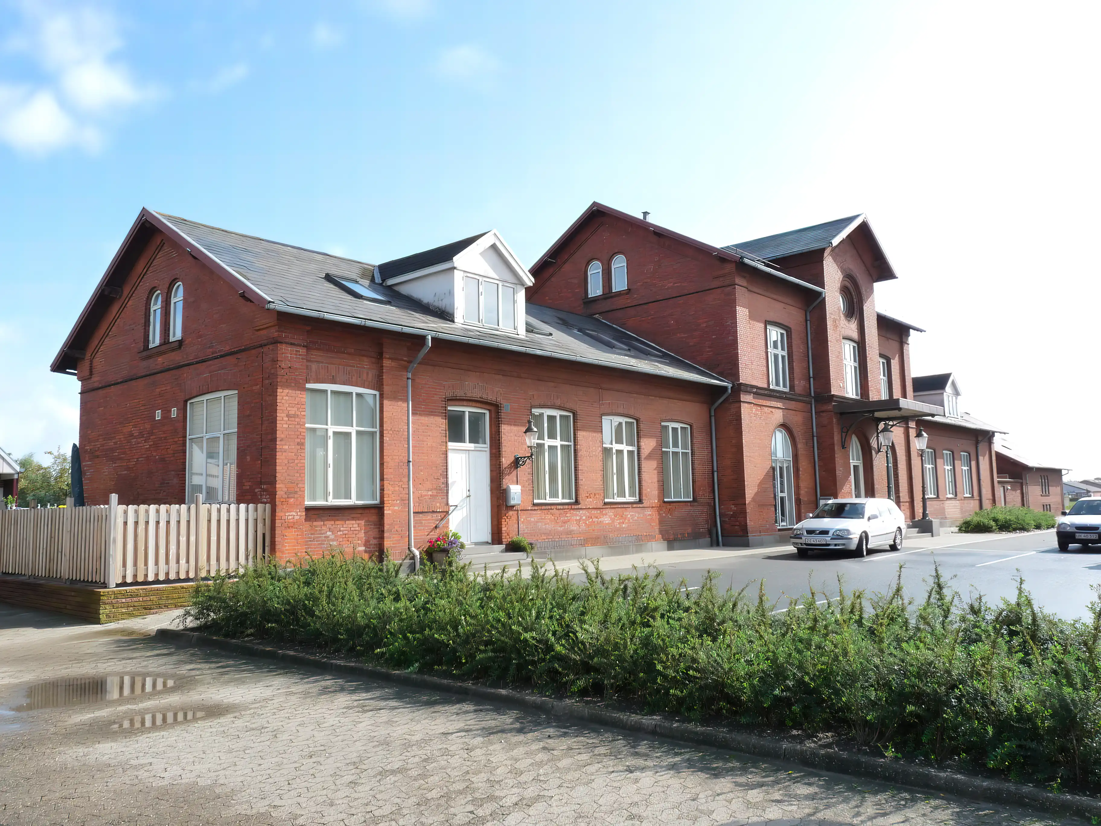 Billede af Løgstør Station. Billede af Løgstør Station.