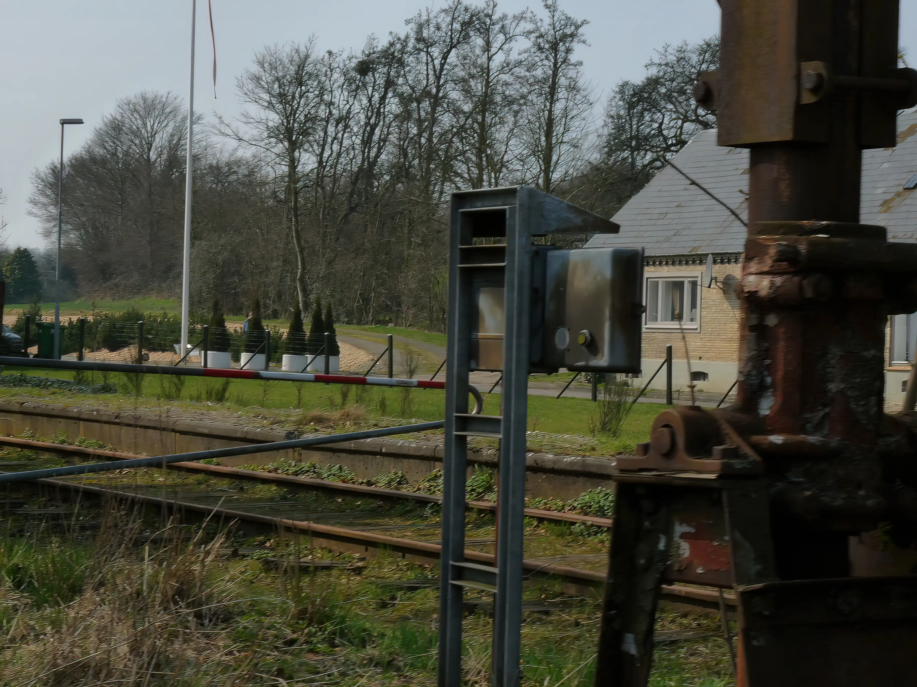 Billede af Nårup Stations ind og udkørsel.