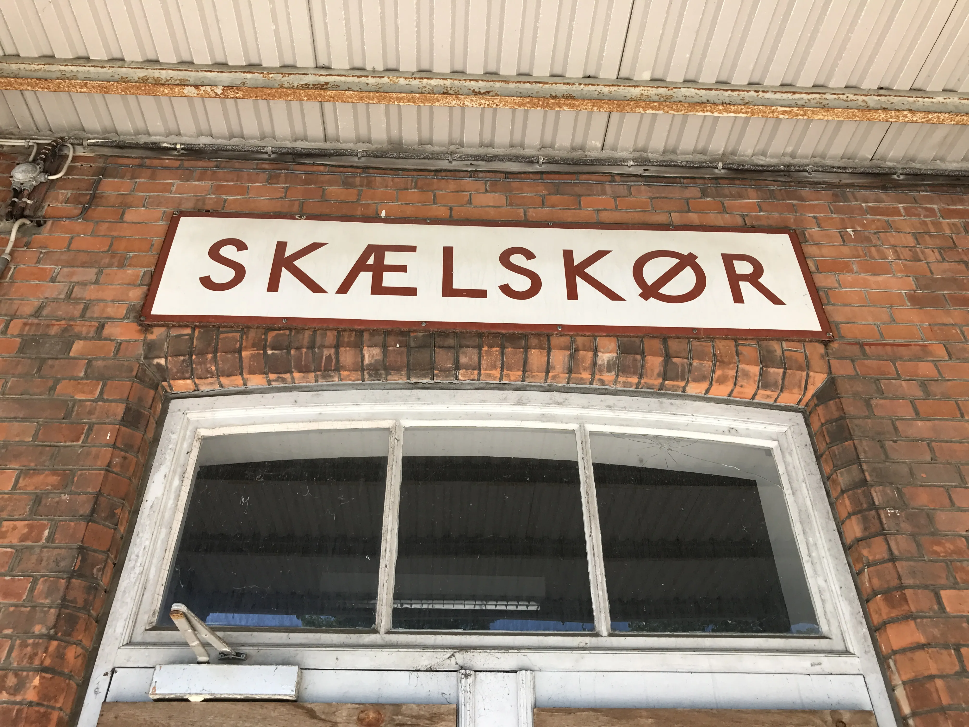 Billede af Skælskør Station. Billede af Skælskør Station.