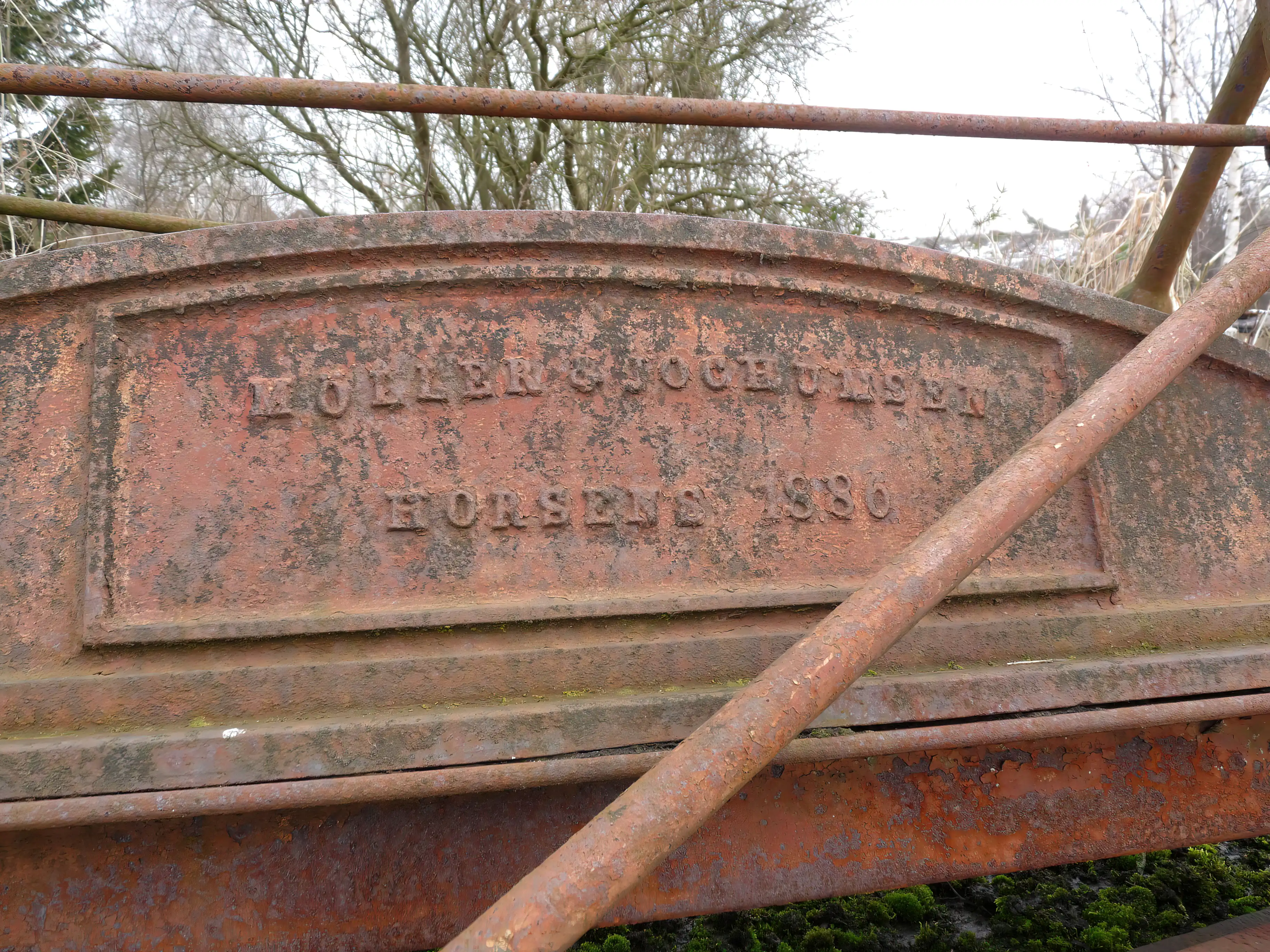 Billede af tog ud for Skælskør Station. Billede af tog ud for Skælskør Station.