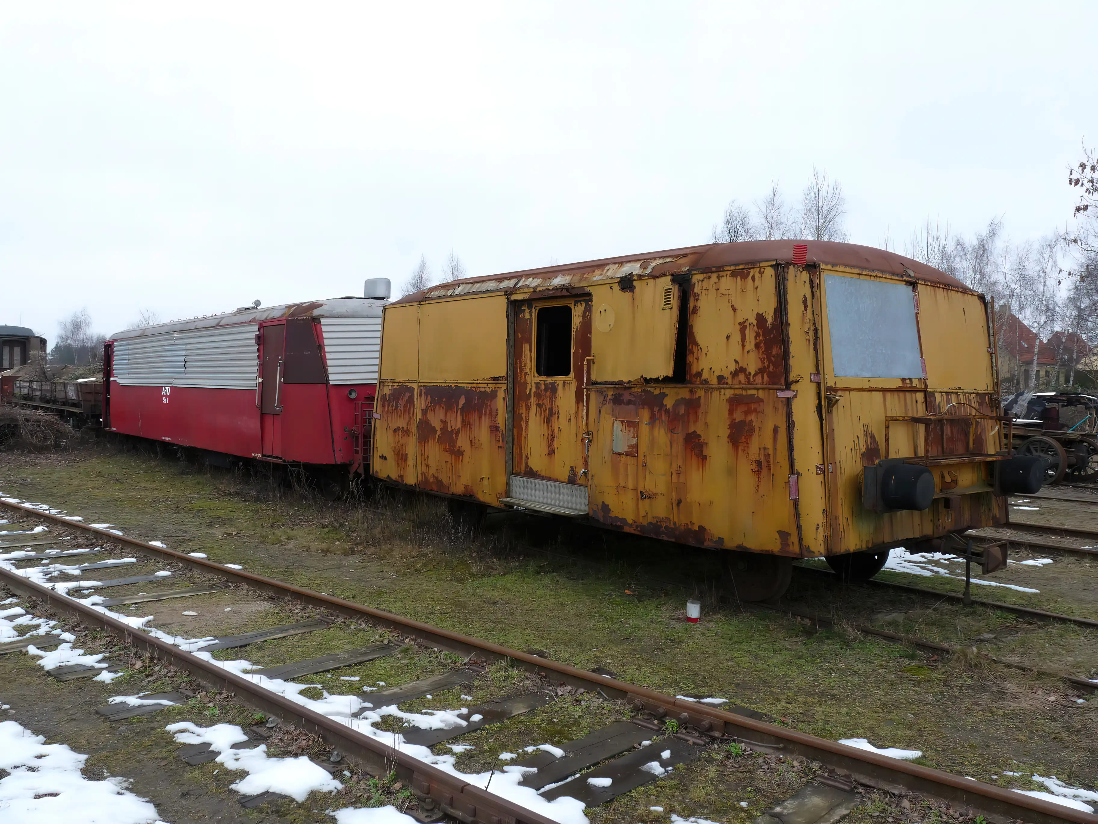 Billede af tog ud for Skælskør Station. Billede af tog ud for Skælskør Station.
