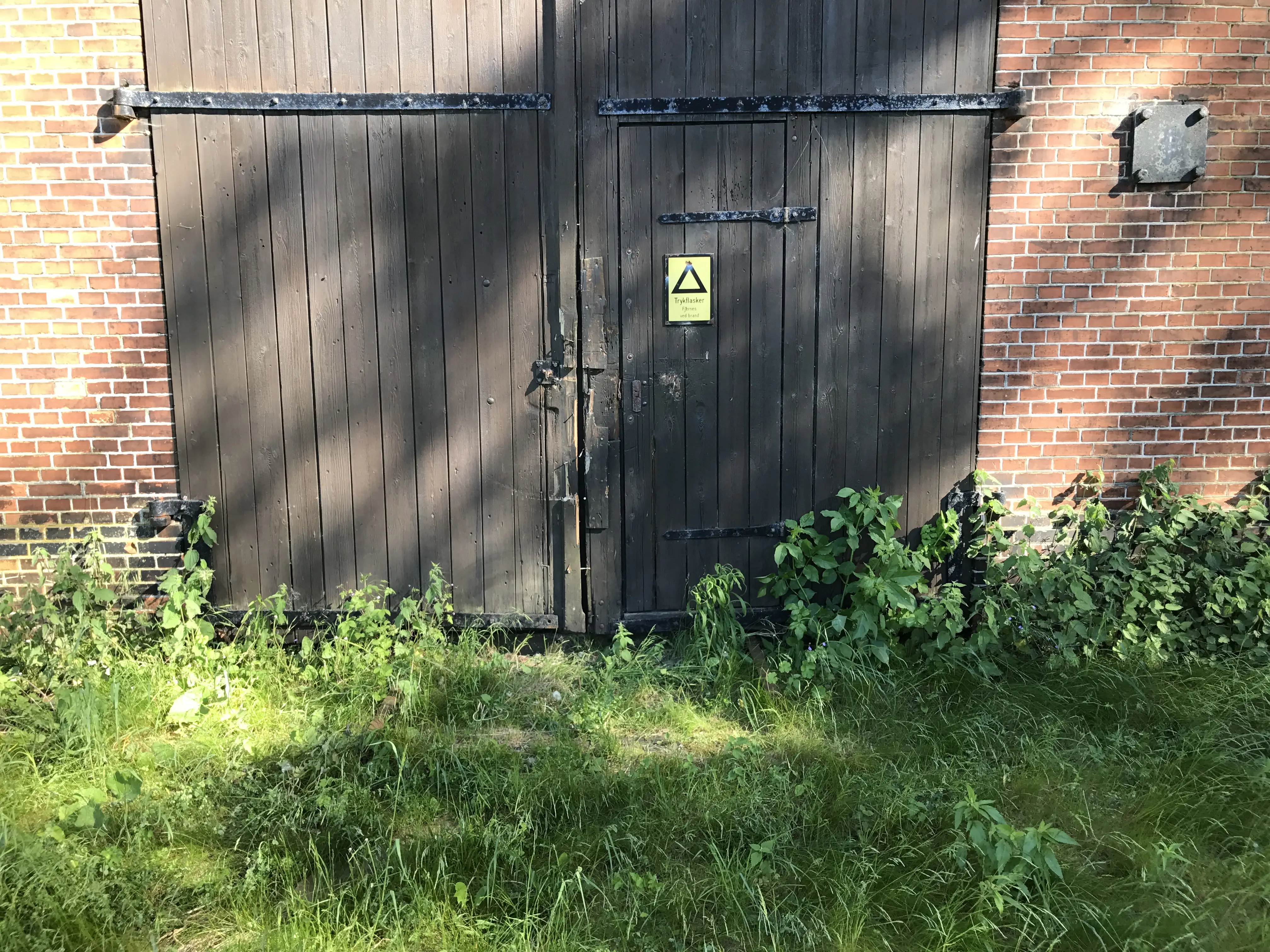 Billede af Skælskør Stations remise. Billede af Skælskør Stations remise.