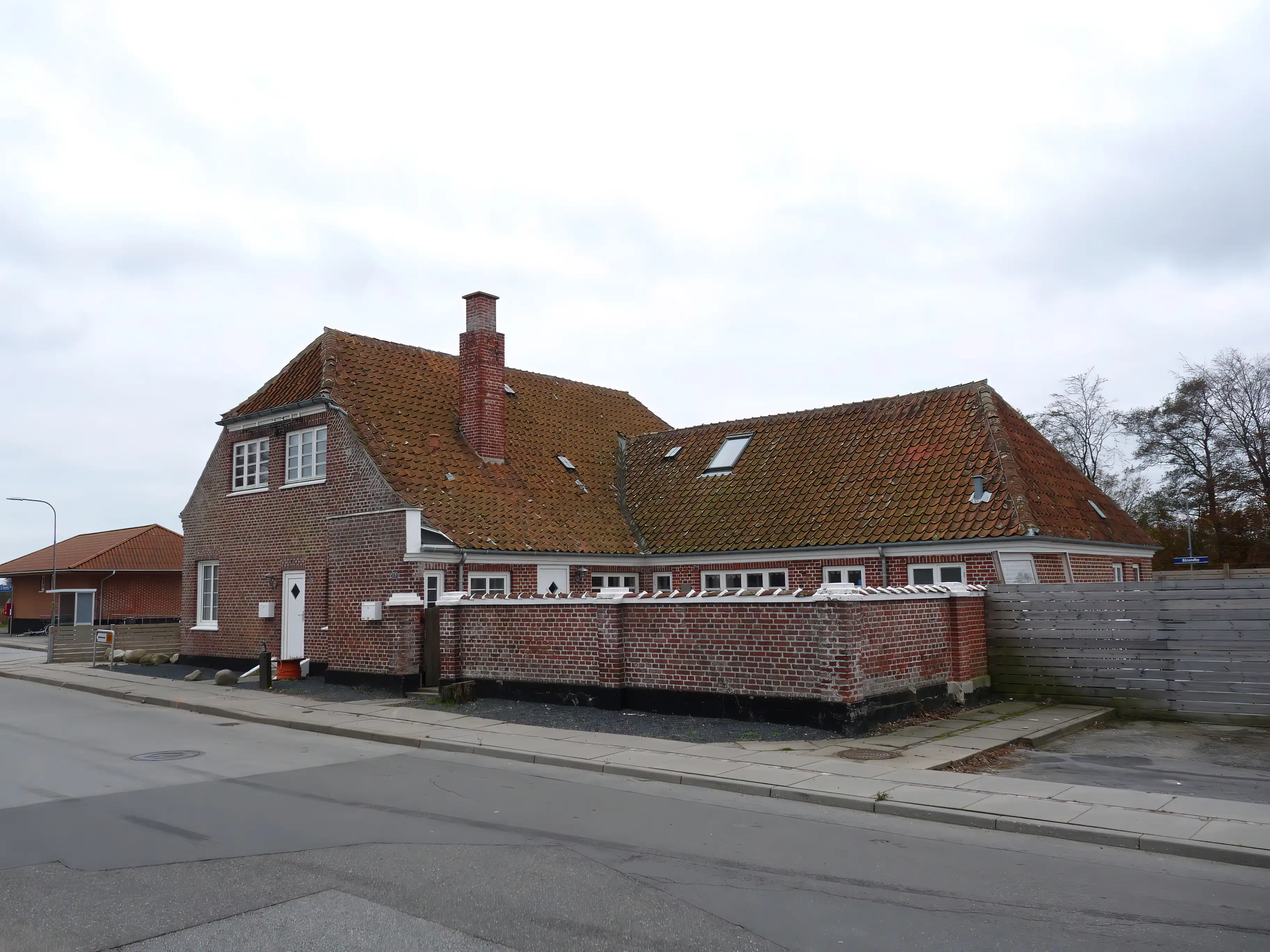 Billede af Strandby Station. Billede af Strandby Station.