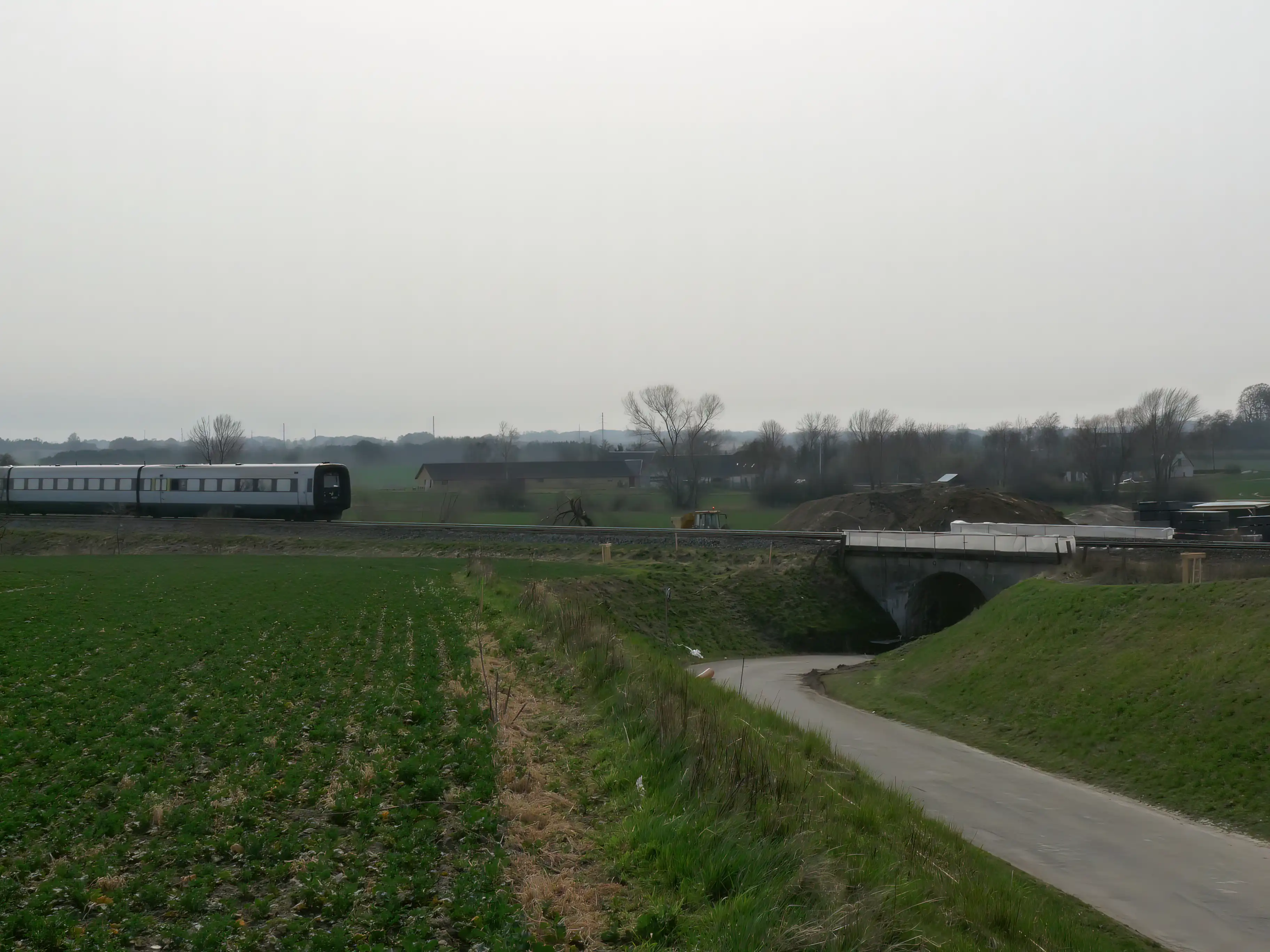 Billede af Søgård Trinbræt - Trinbræt er nedrevet, men Søgård Trinbræt har ligget her. Billede af Søgård Trinbræt - Trinbræt er nedrevet, men Søgård Trinbræt har ligget her.