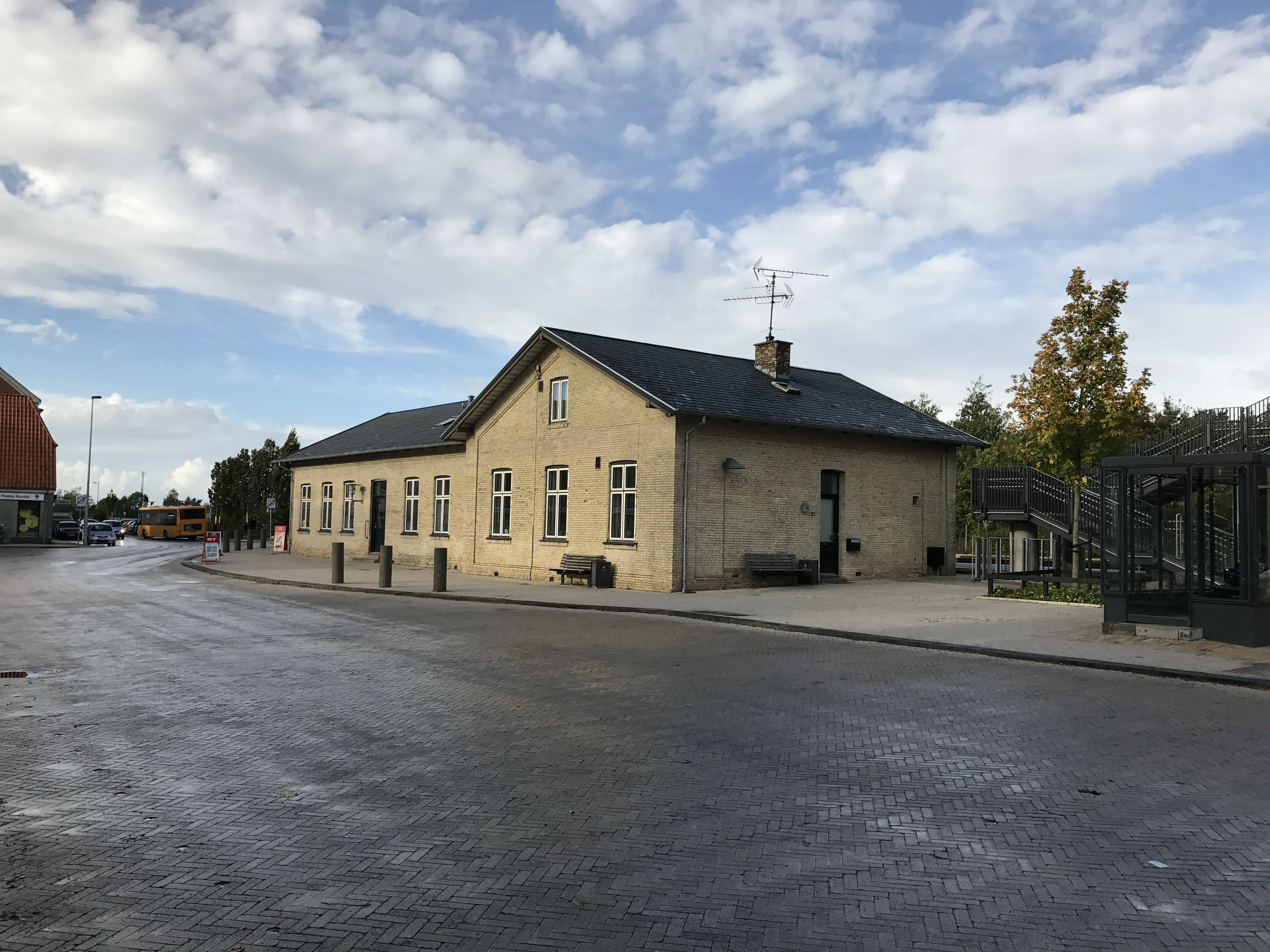 Billede af Tølløse Station. Billede af Tølløse Station.