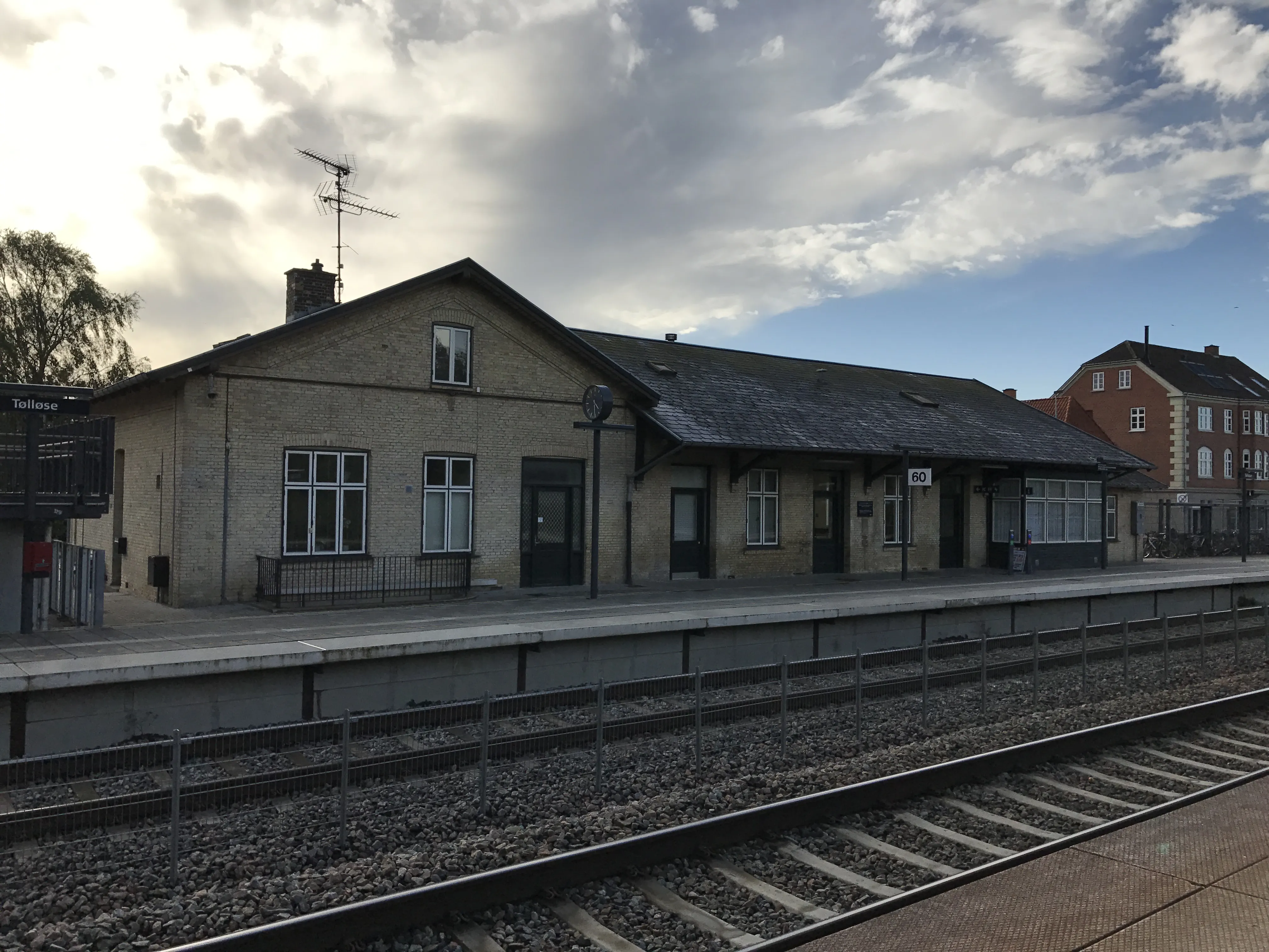 Billede af Tølløse Station. Billede af Tølløse Station.