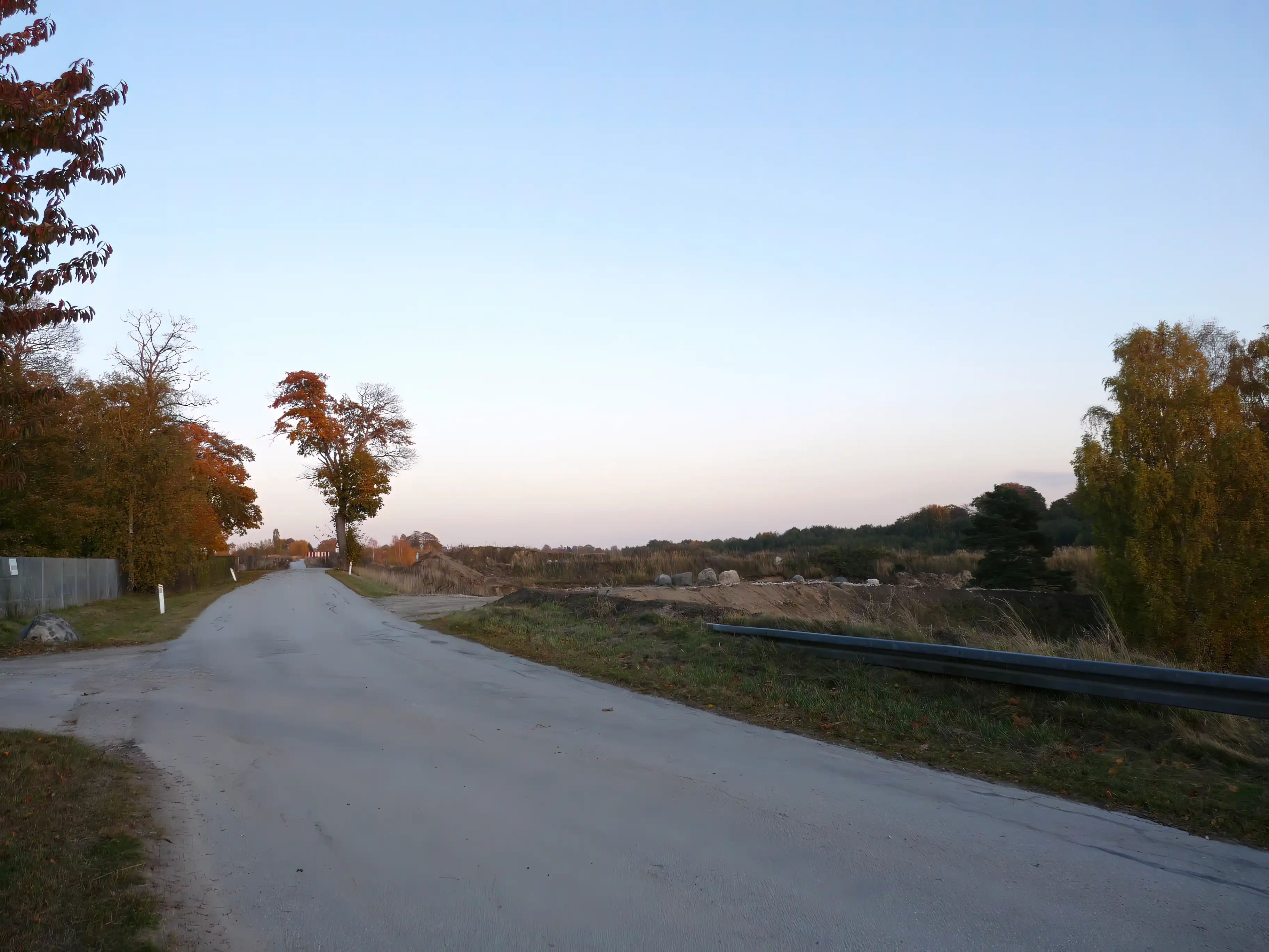 Billede af Uggeløse Skov Trinbræt - Trinbræt er nedrevet, men Uggeløse Skov Trinbræt har ligget her. Billede af Uggeløse Skov Trinbræt - Trinbræt er nedrevet, men Uggeløse Skov Trinbræt har ligget her.