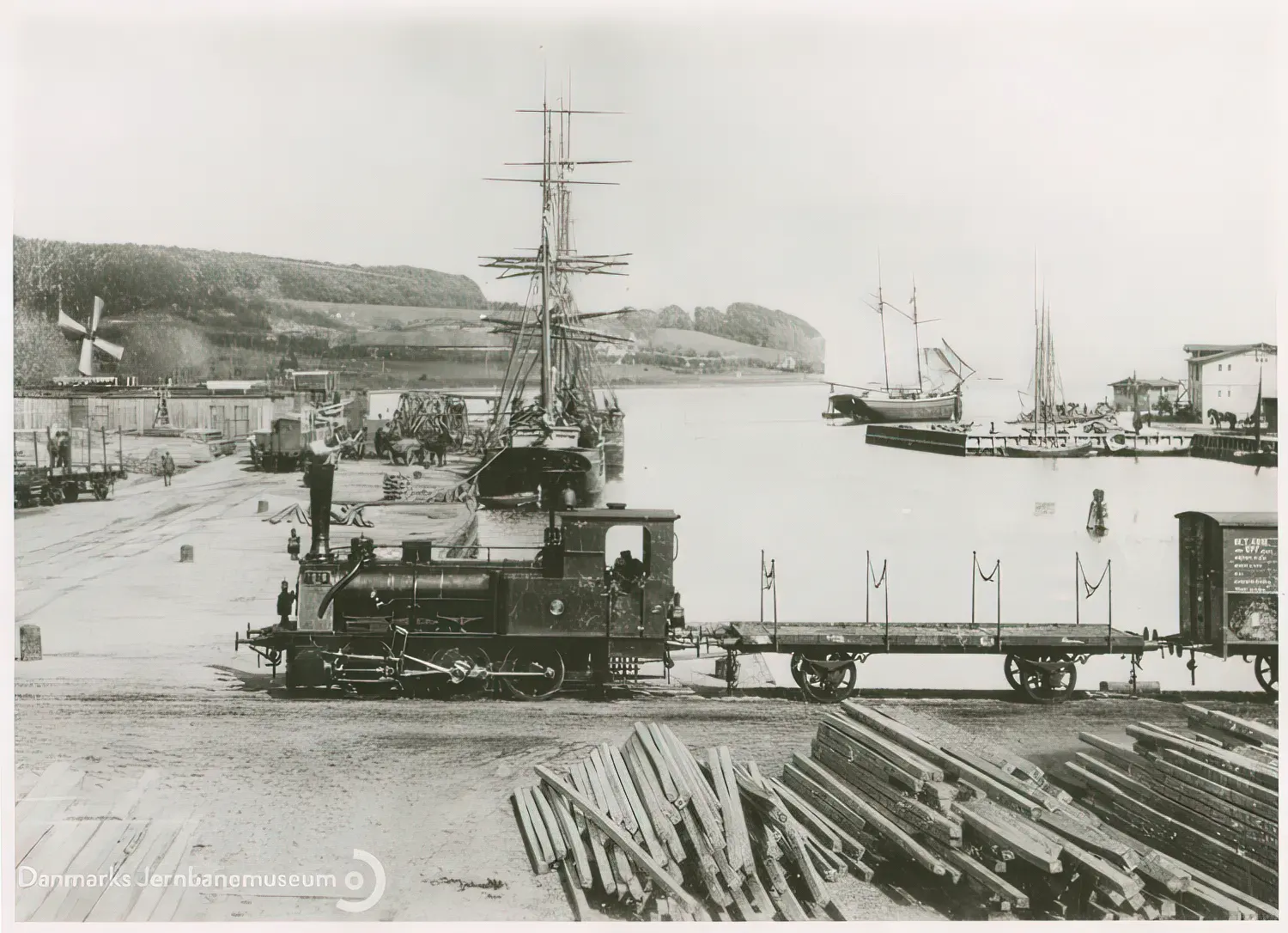 Billede af Aabenraa Stations havnebane - Der rangeres på Gamle Havn.