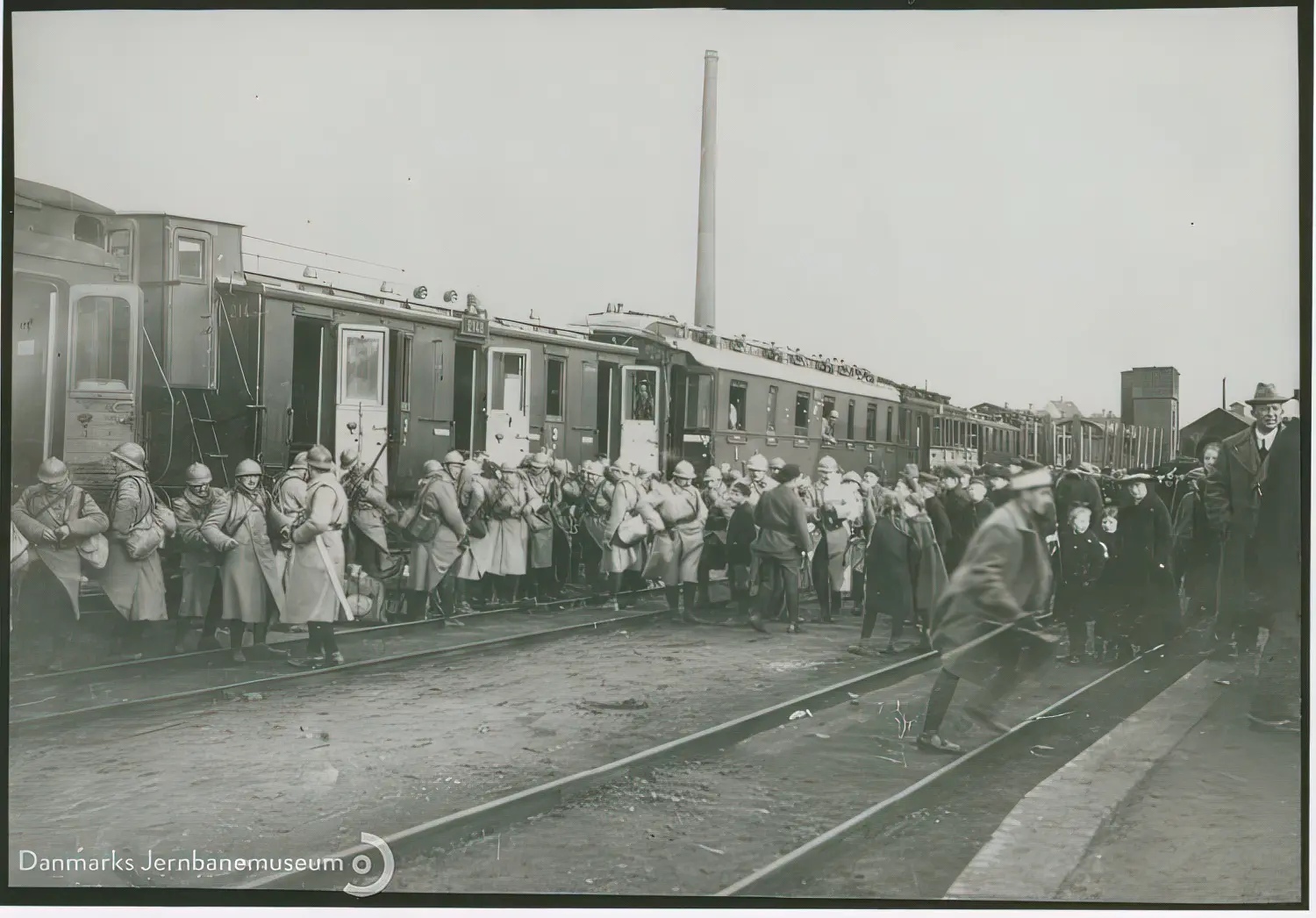 Billede af Franske alpejægere ankommer til Haderslev Vestbanegård. Billede af Franske alpejægere ankommer til Haderslev Vestbanegård.