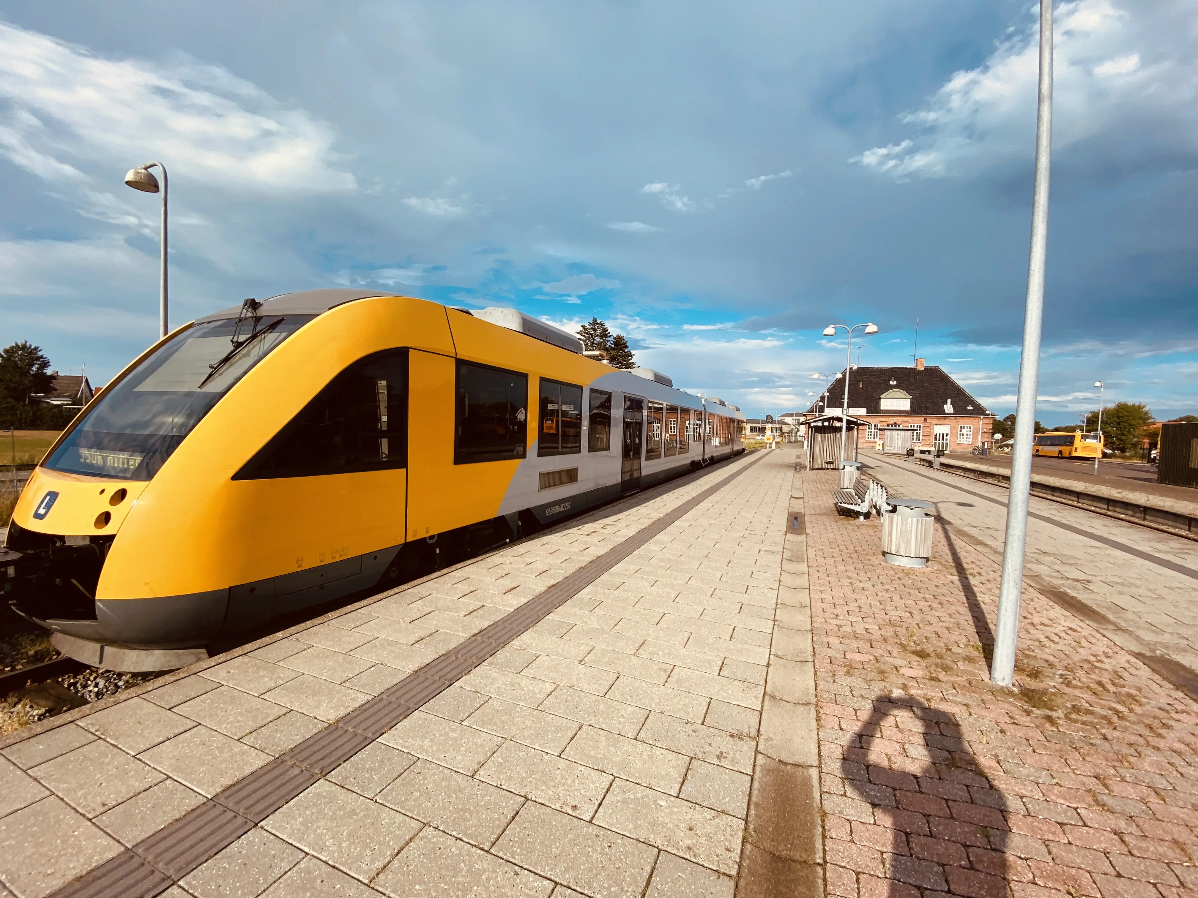 Billede af LT 126-226, tidligere LB 126-226 fotograferet ud for Gilleleje Station. Billede af LT 126-226, tidligere LB 126-226 fotograferet ud for Gilleleje Station.