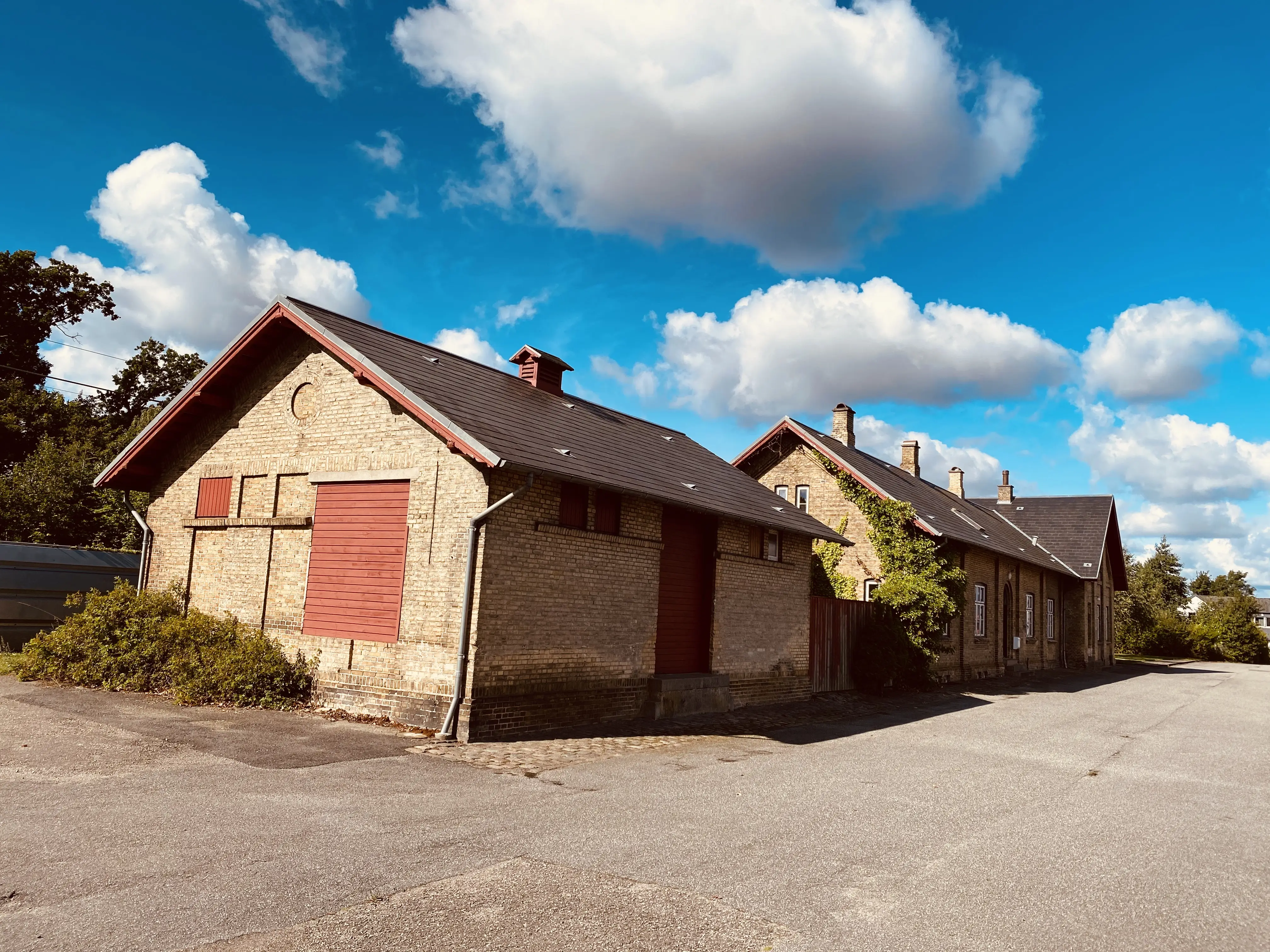 Billede af Langeskov Stations varehus.