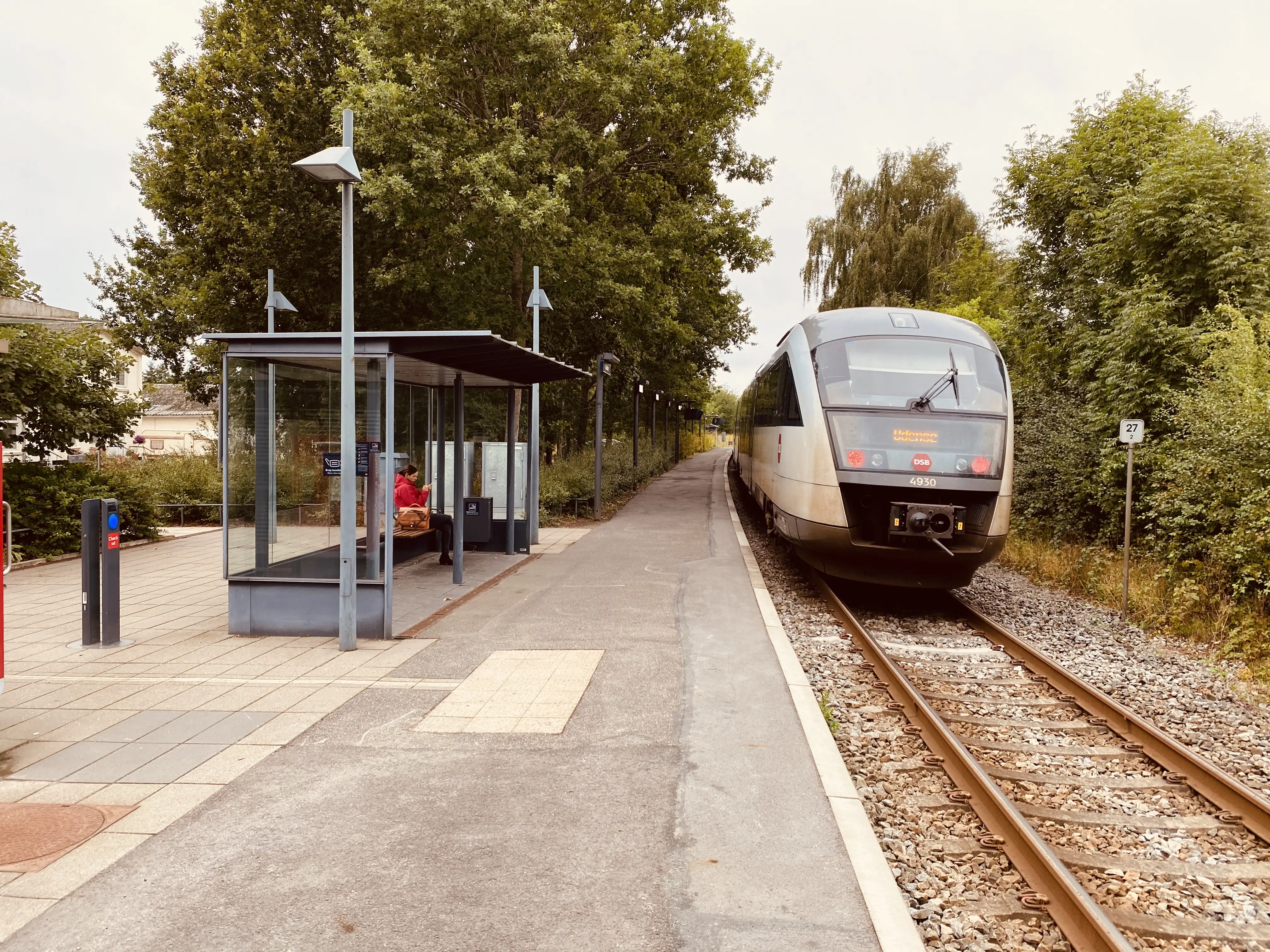Billede af DSB MQ 4130-4930 fotograferet ud for Rudme Trinbræt. Billede af DSB MQ 4130-4930 fotograferet ud for Rudme Trinbræt.