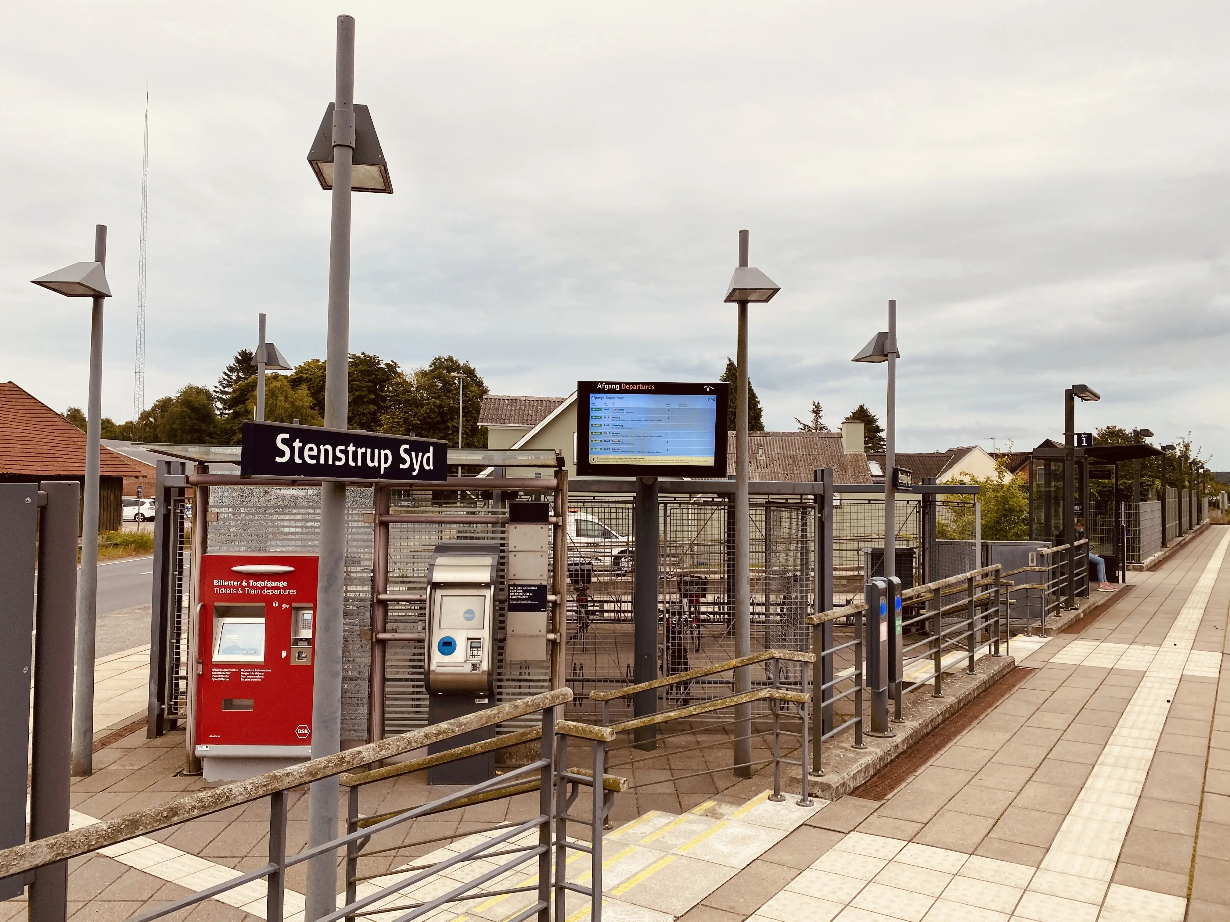 Billede af Stenstrup Syd Trinbræt med Sidespor. Billede af Stenstrup Syd Trinbræt med Sidespor.