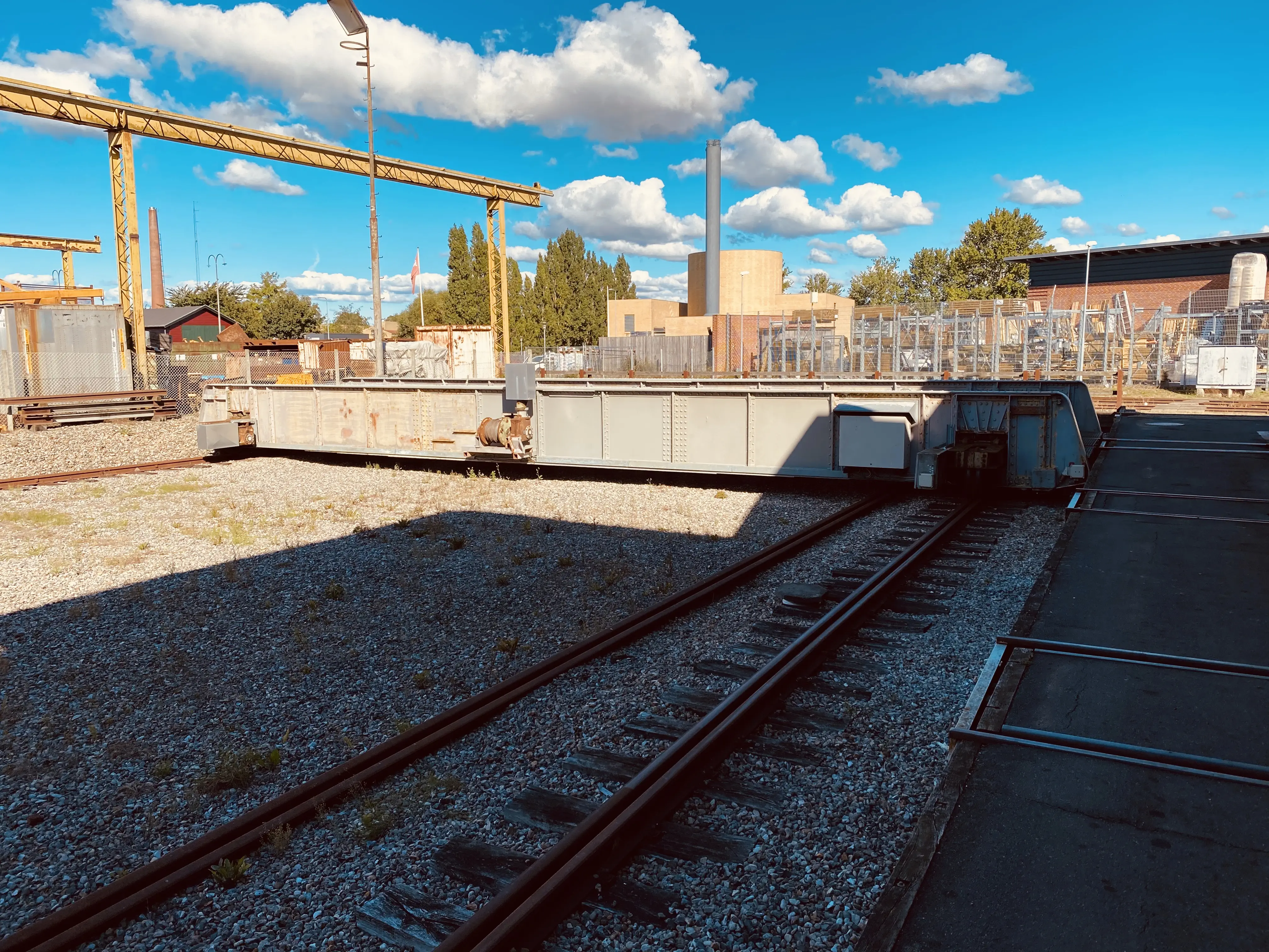 Billede af Faaborg Stations remise. Billede af Faaborg Stations remise.