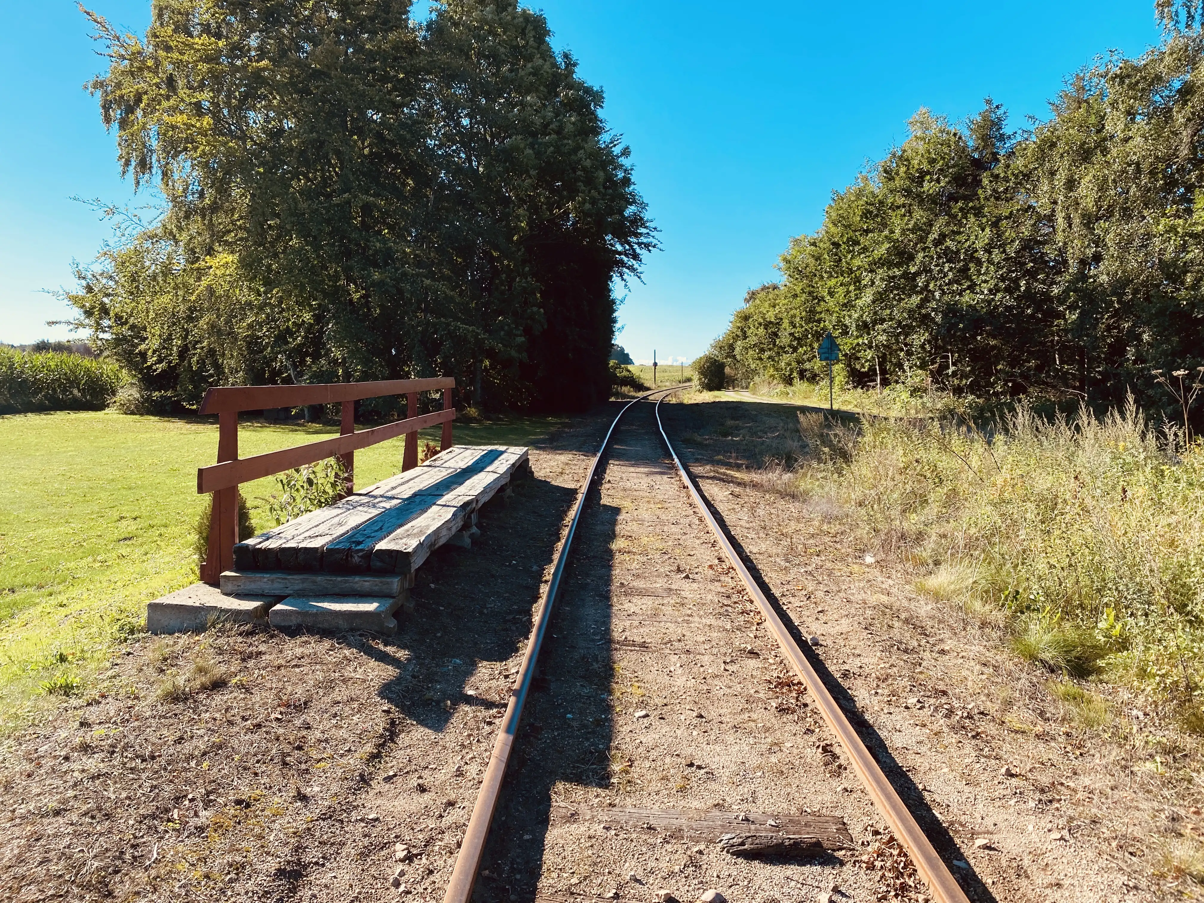 Billede af veterantrinbrættet ved det tidligere Grønderup Trinbræt. Billede af veterantrinbrættet ved det tidligere Grønderup Trinbræt.