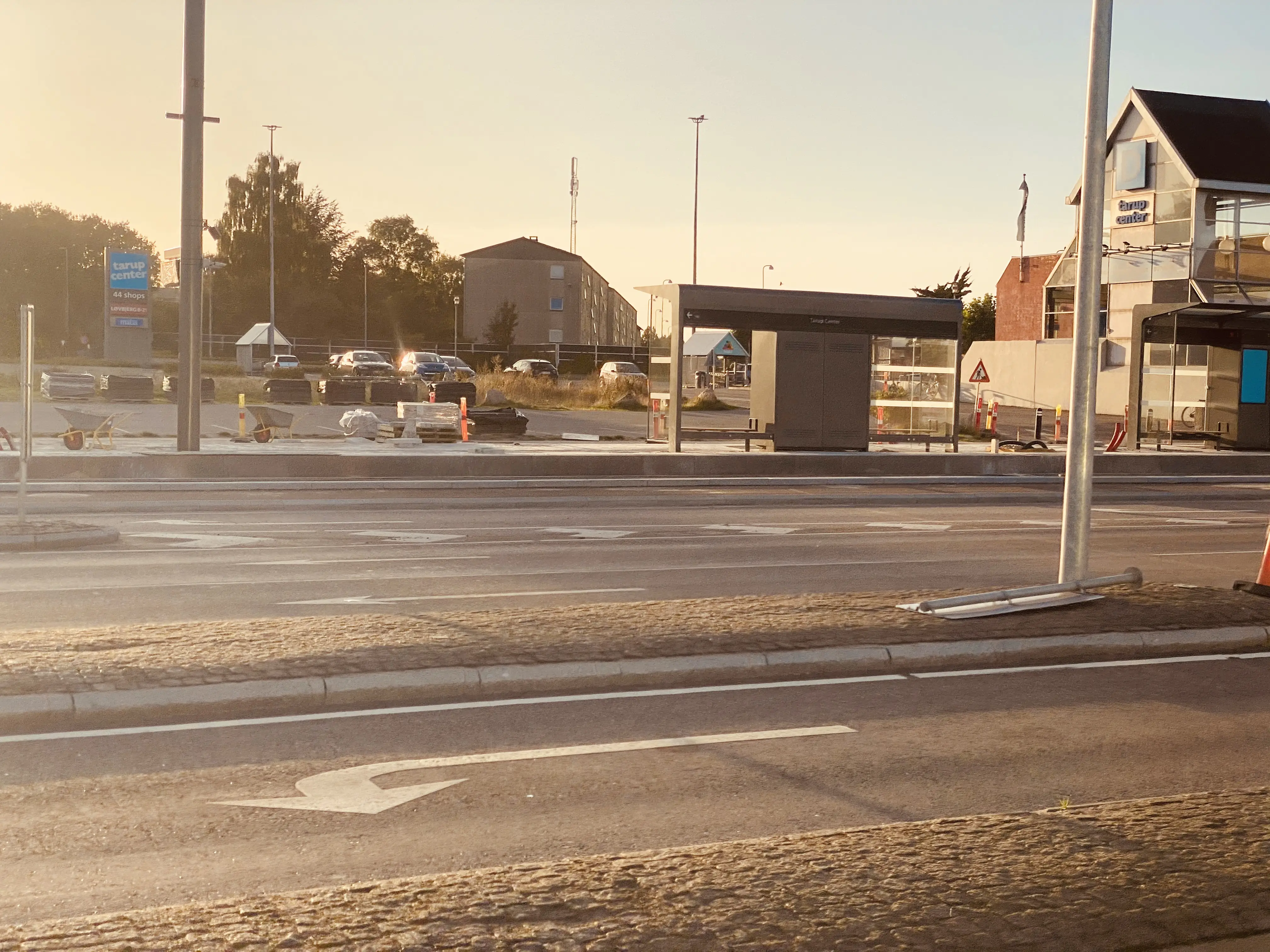 Billede af Tarup Center Letbanestation.